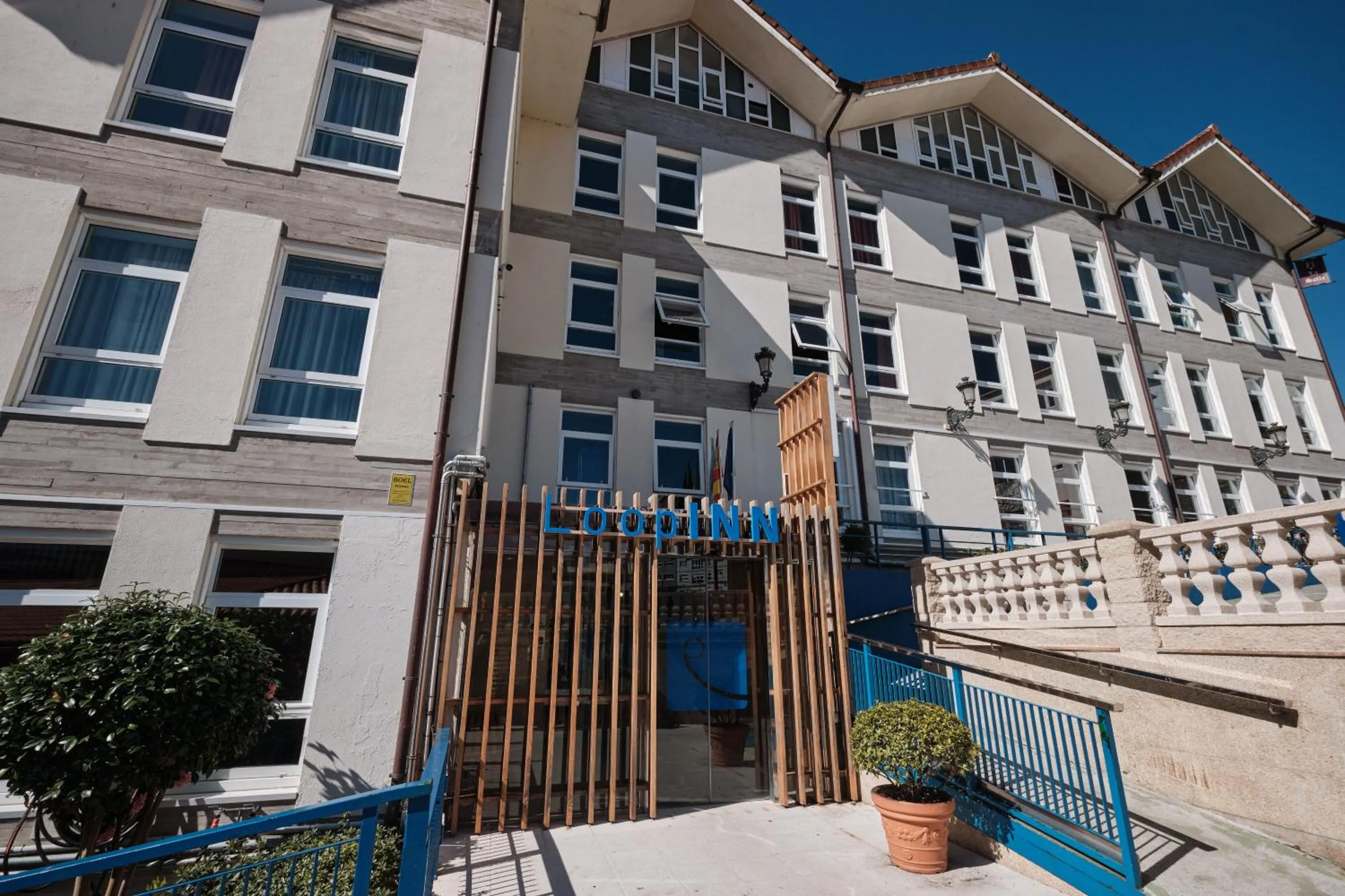 Property building in Loop INN Hostel Santiago de Compostela
