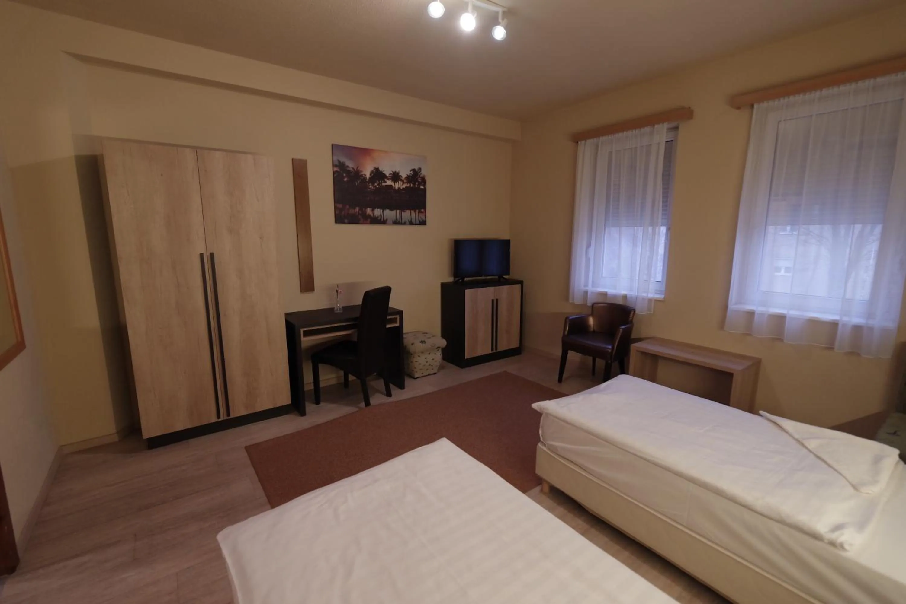 Bedroom, Bed in Hotel Vadászkürt Superior