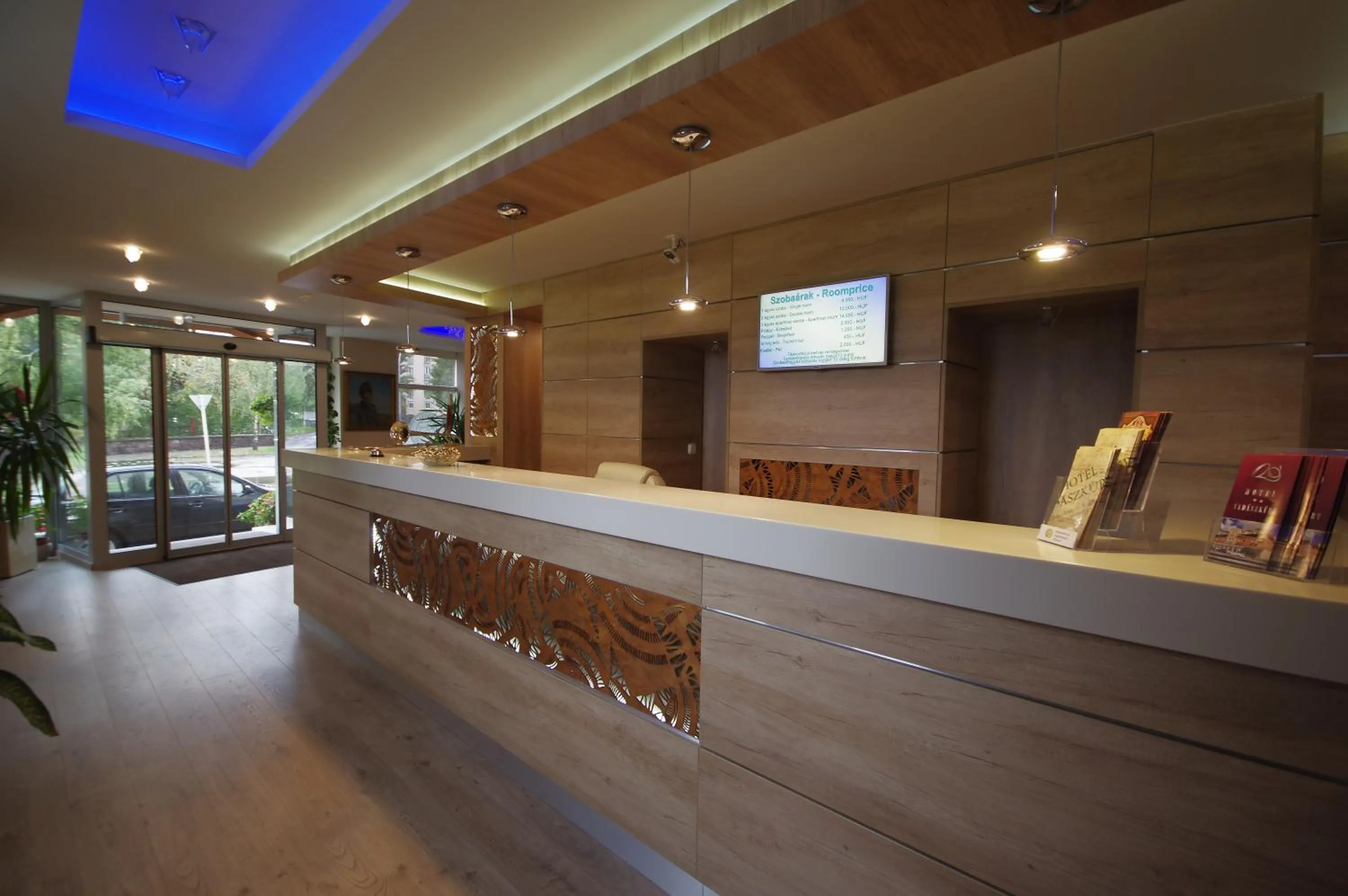 Lobby or reception in Hotel Vadászkürt Superior