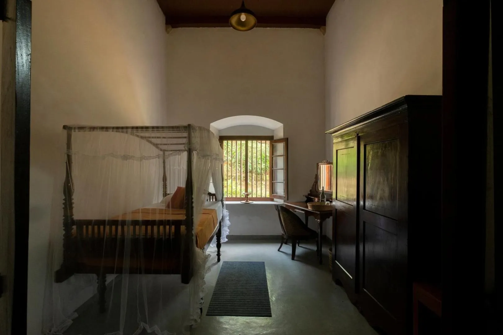 Bed in Gileemale Walawwa & Estate