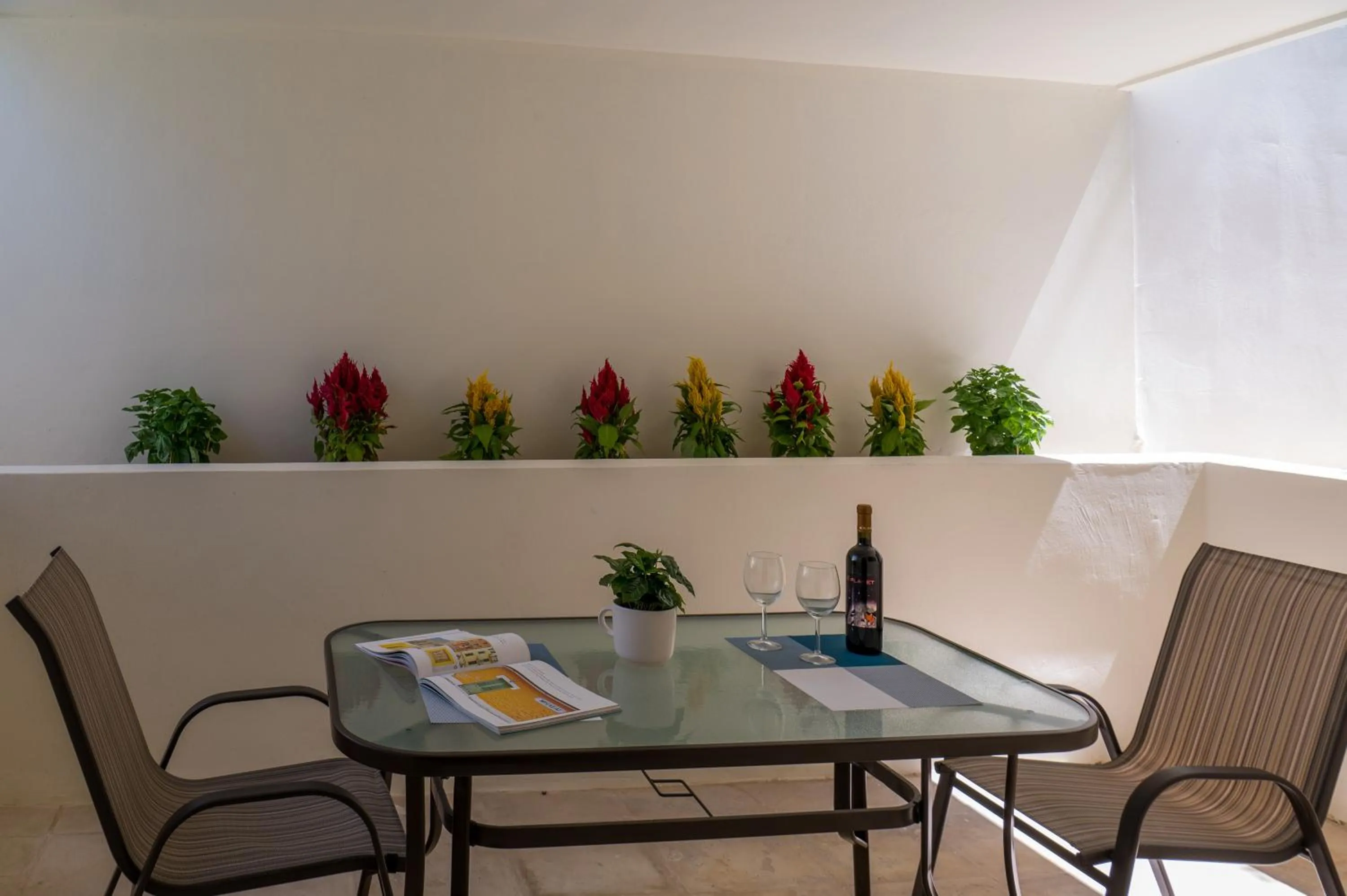 Balcony/Terrace in CHROMA Lodge Rafina