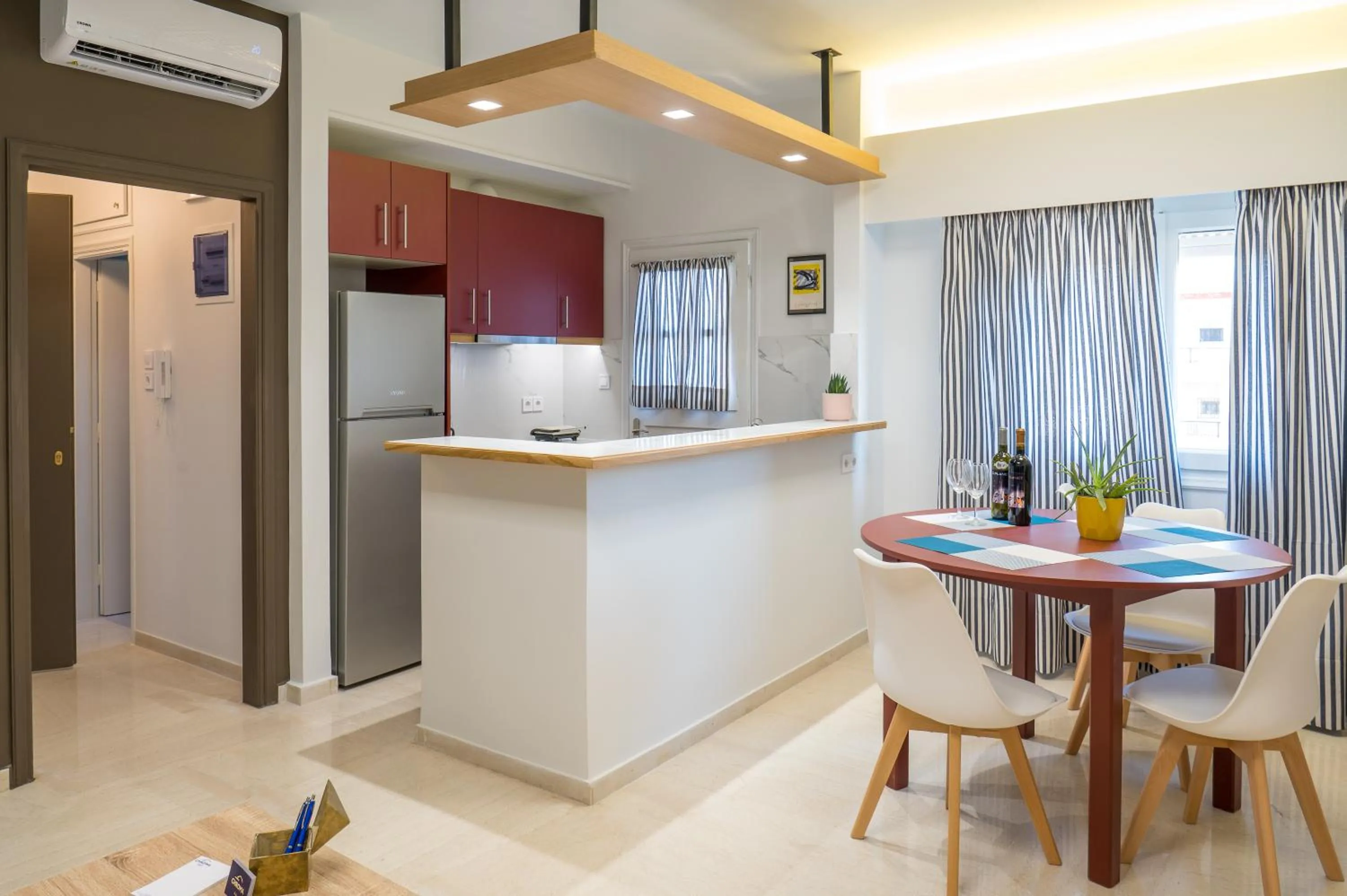 Kitchen or kitchenette in CHROMA Lodge Rafina