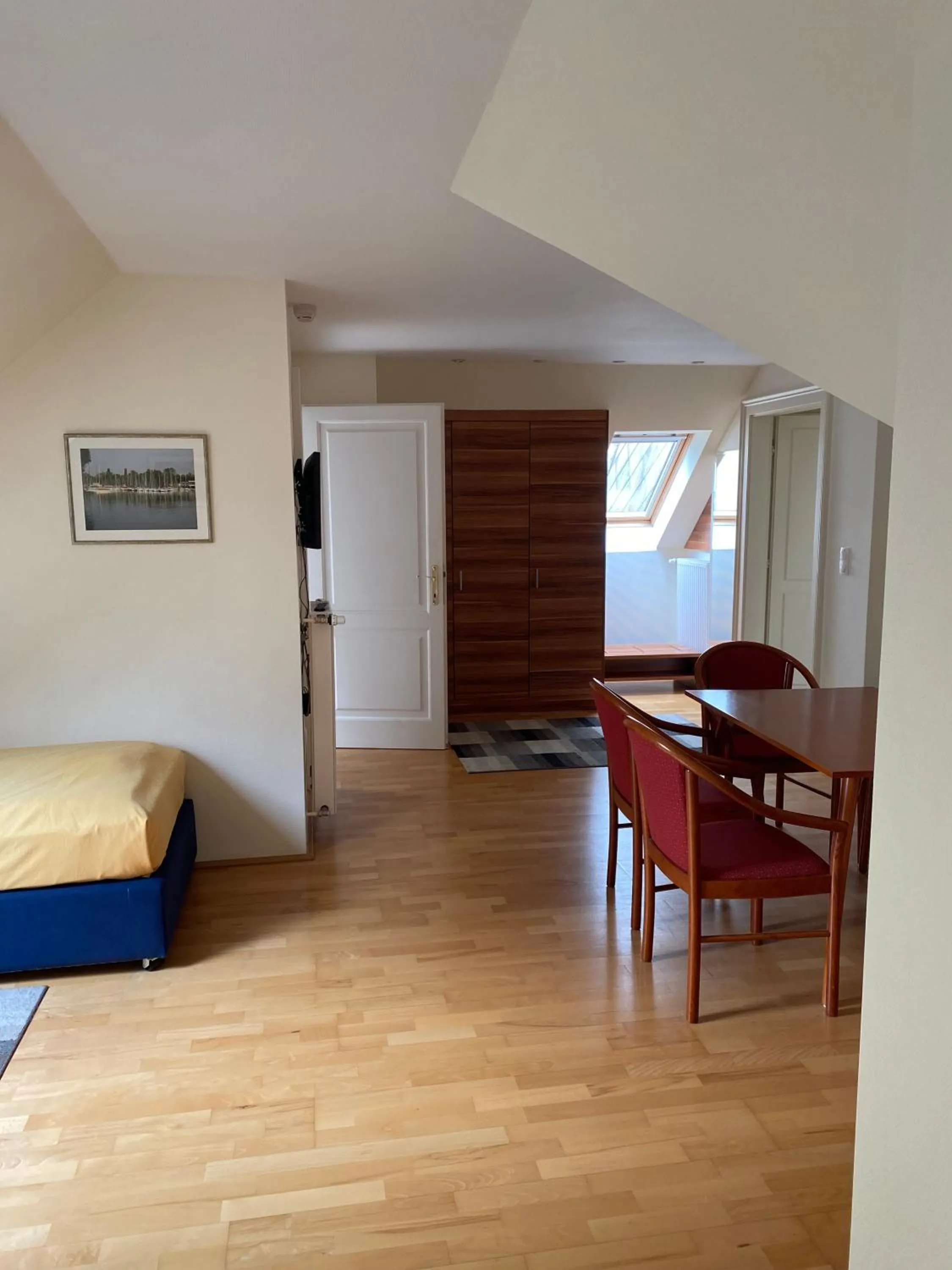 Photo of the whole room in Főnix Hotel