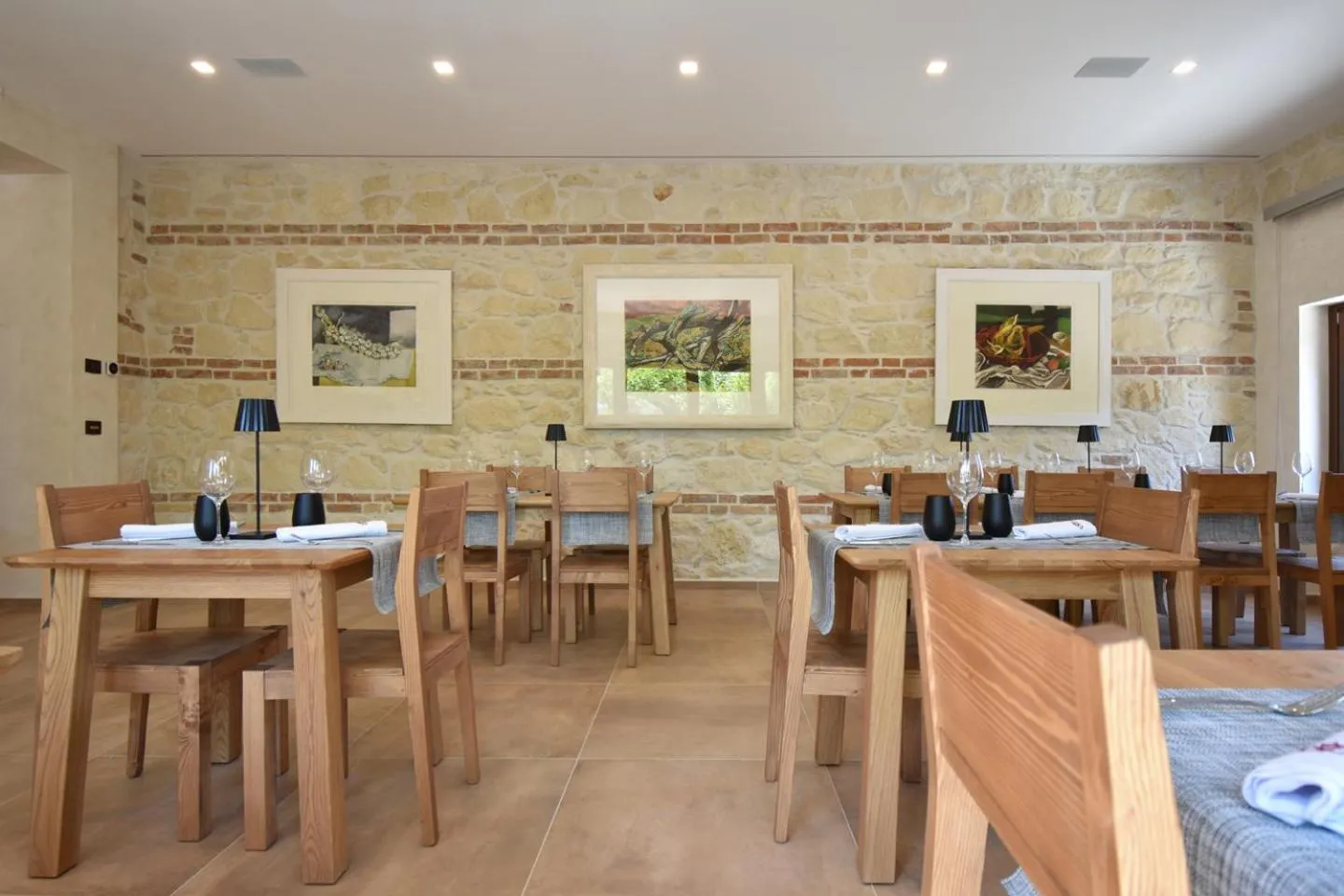 Restaurant/places to eat in Tenuta Micoli