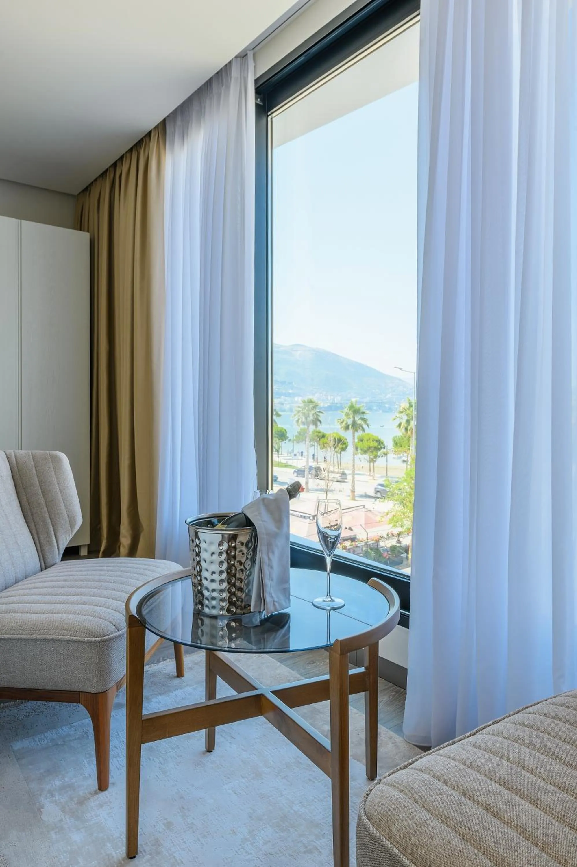 Day in Chic Boutique Hotel Vlore