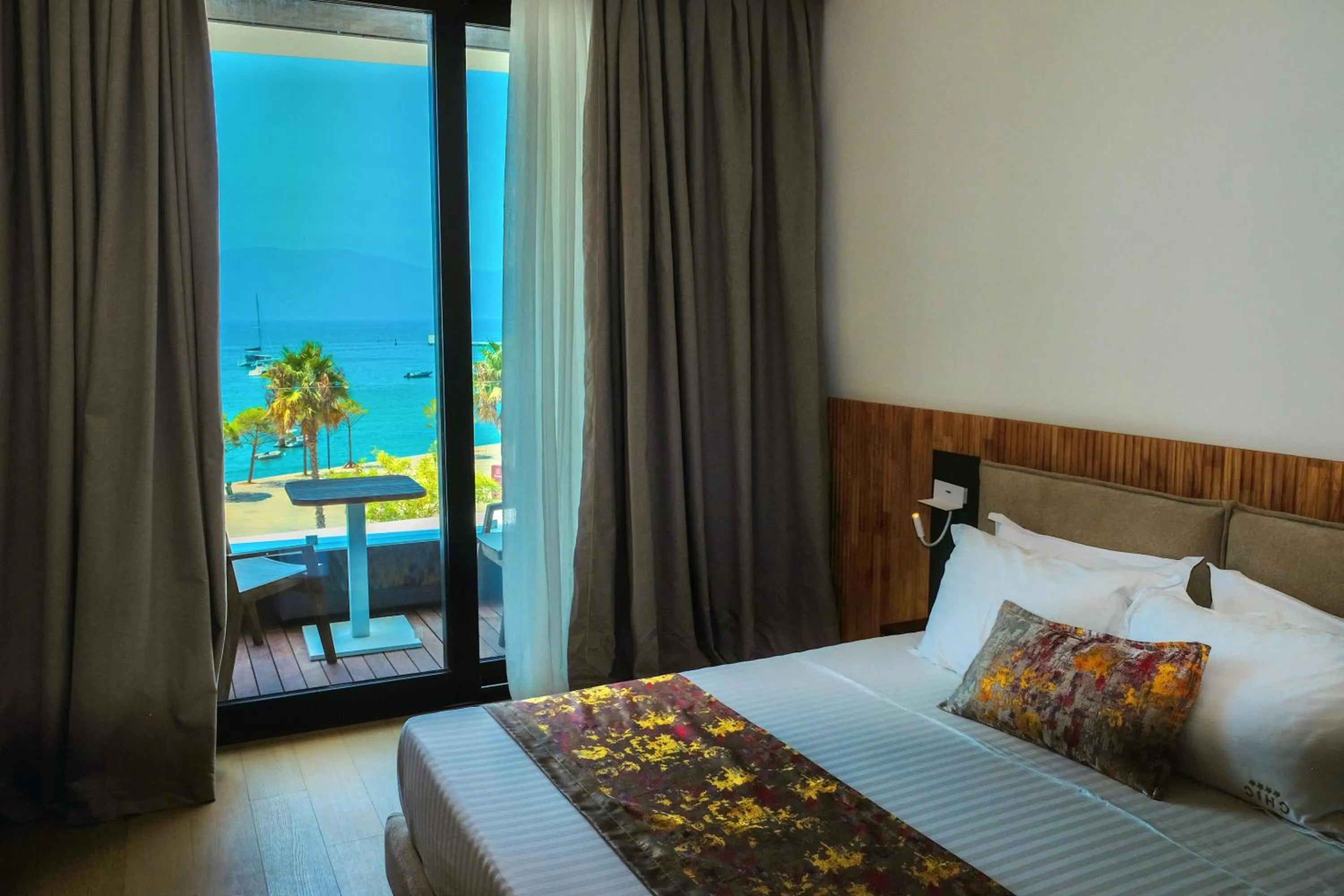 Bed in Chic Boutique Hotel Vlore