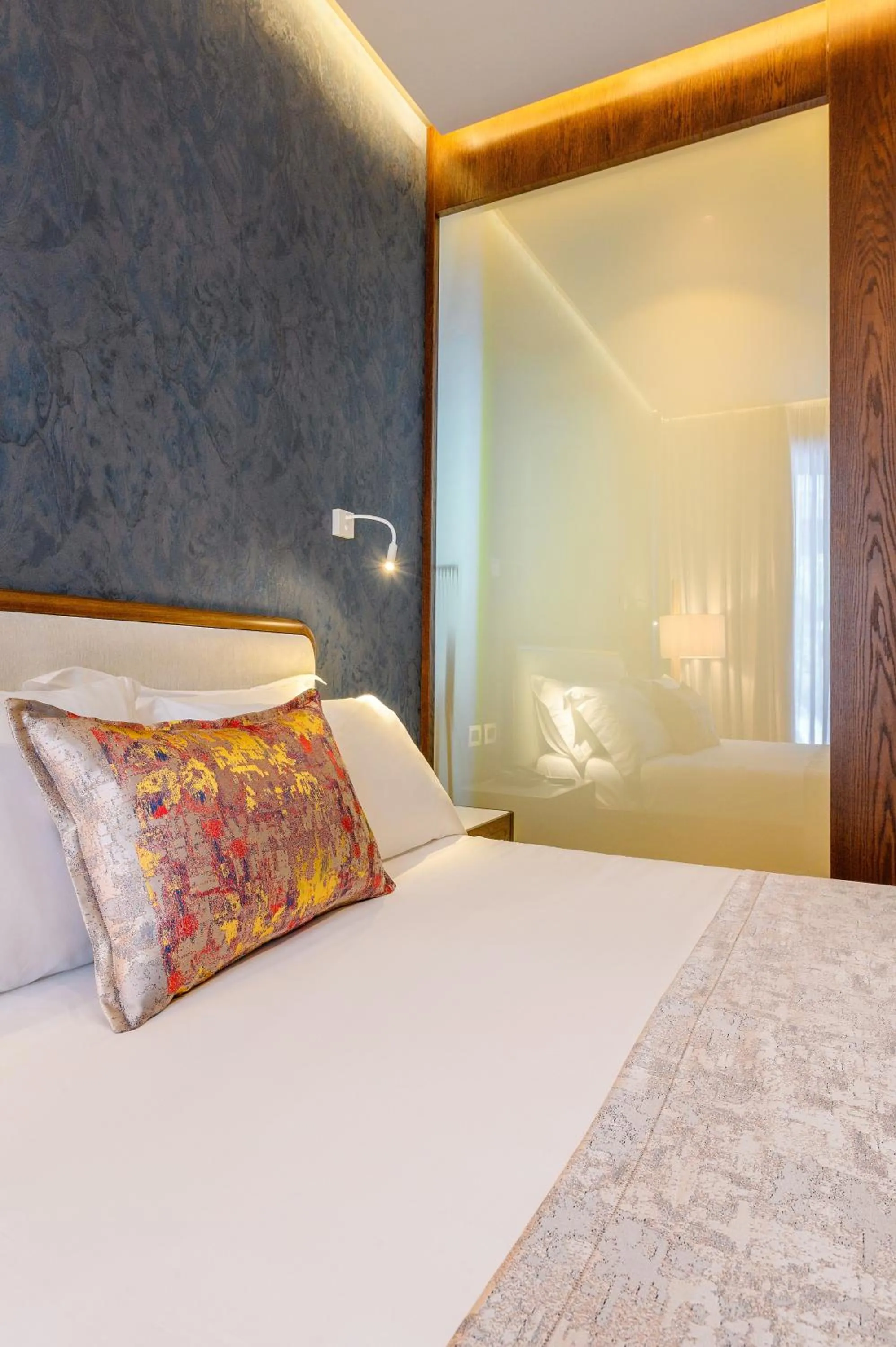 Bed in Chic Boutique Hotel Vlore