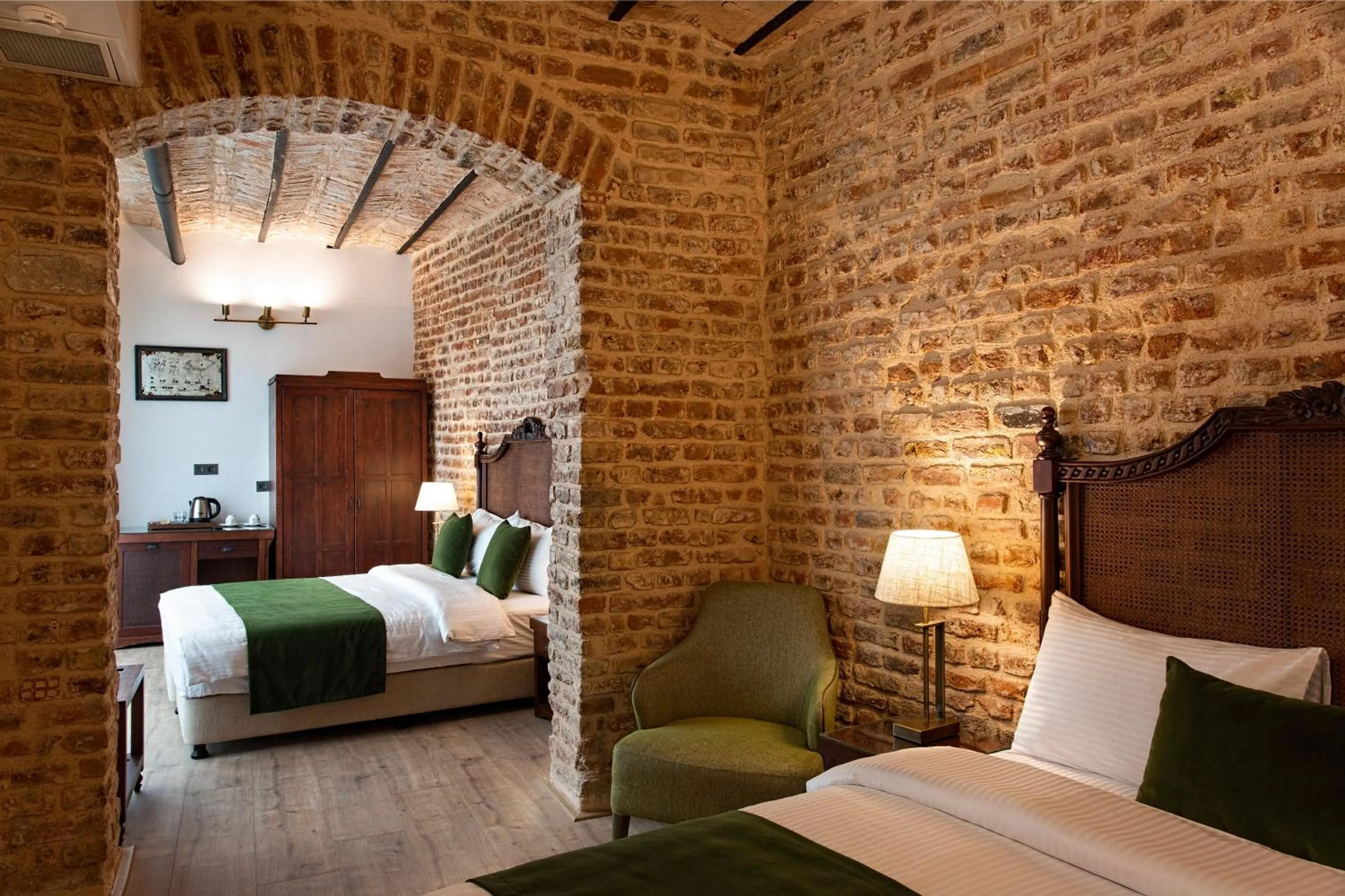 Photo of the whole room, Bed in Mest Hotel Istanbul Sirkeci