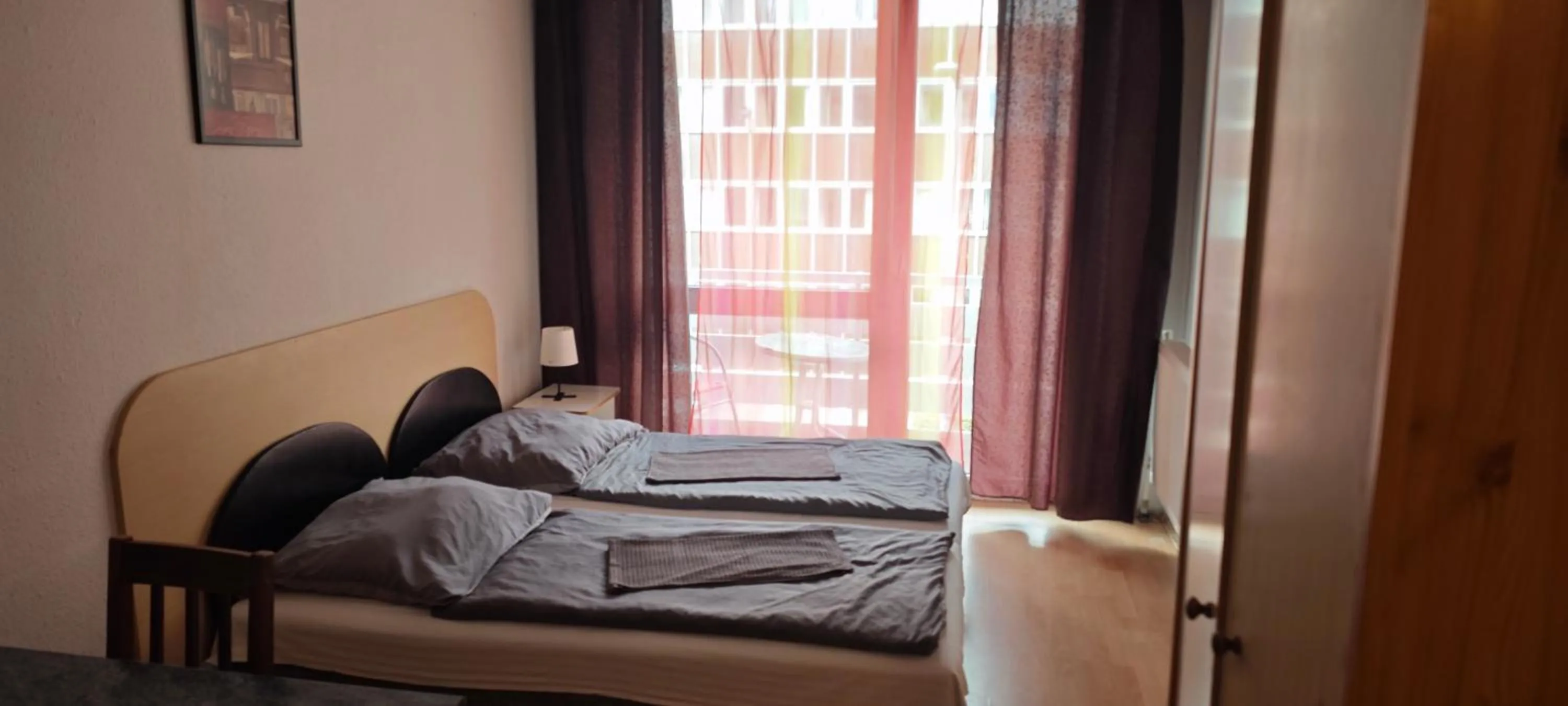 Bed in Apartments Leslie