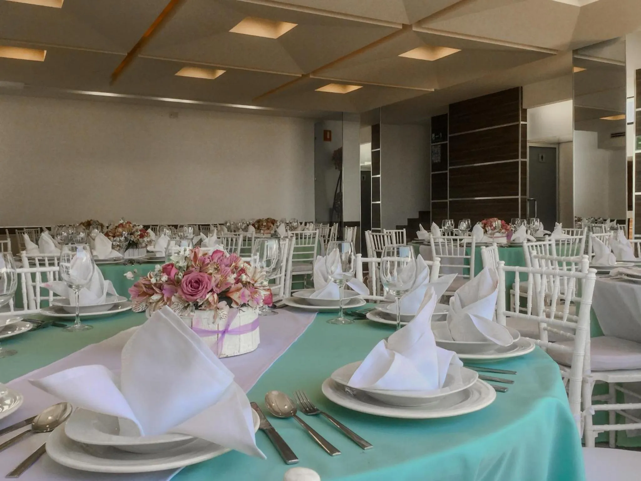 Communal lounge/ TV room in Hotel Marbella