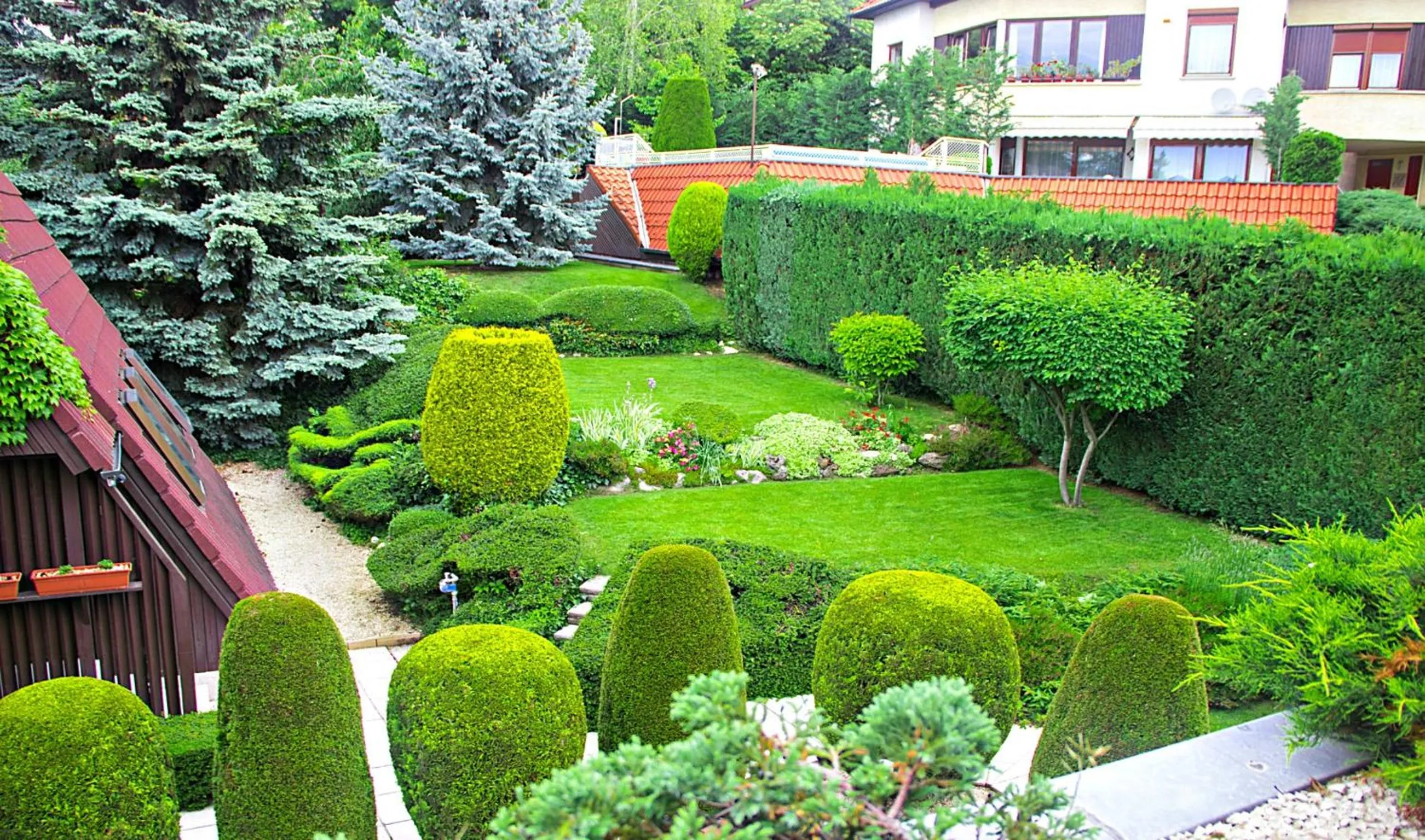 Garden in Hotel Molnár