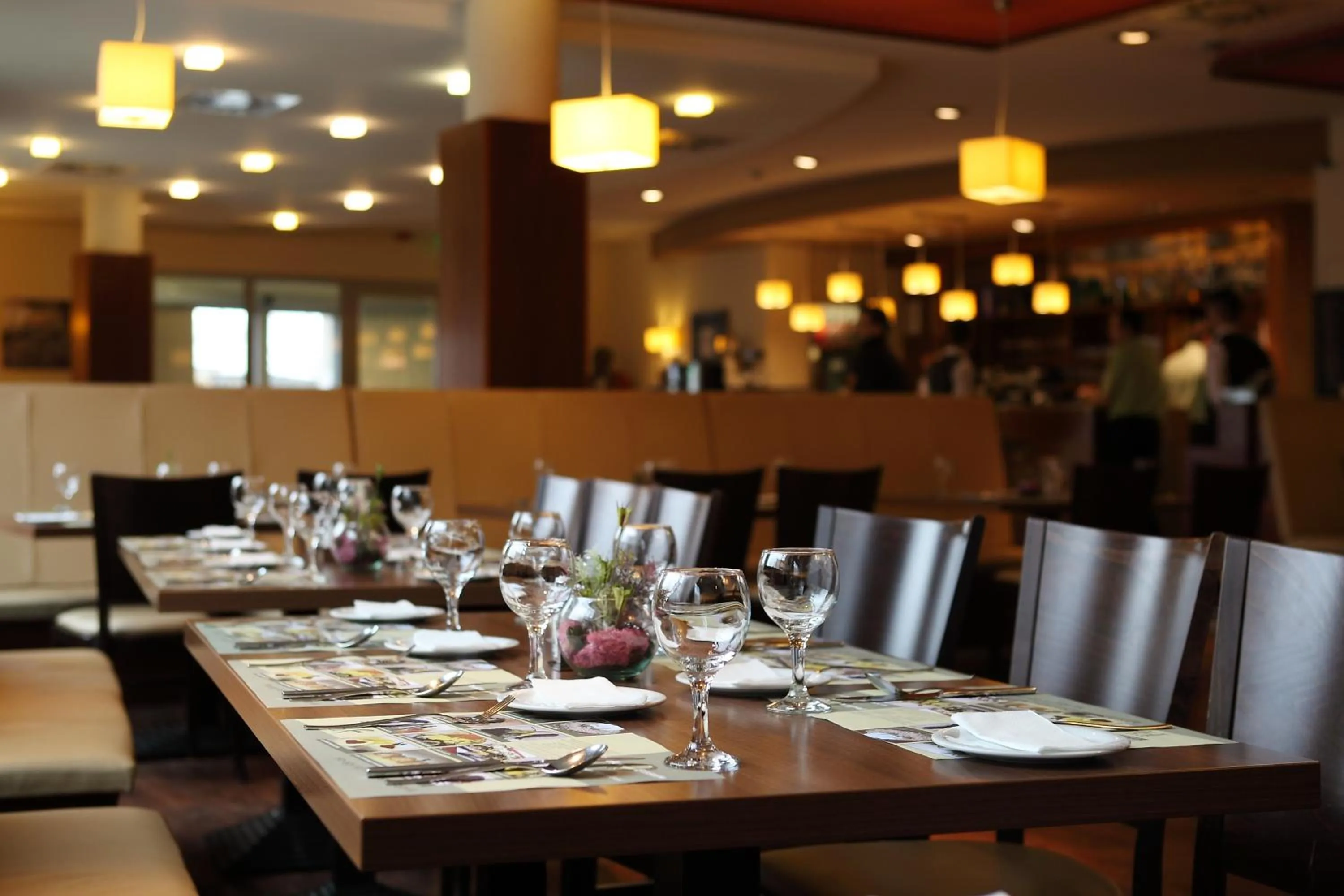 Restaurant/places to eat in Hotel Famulus