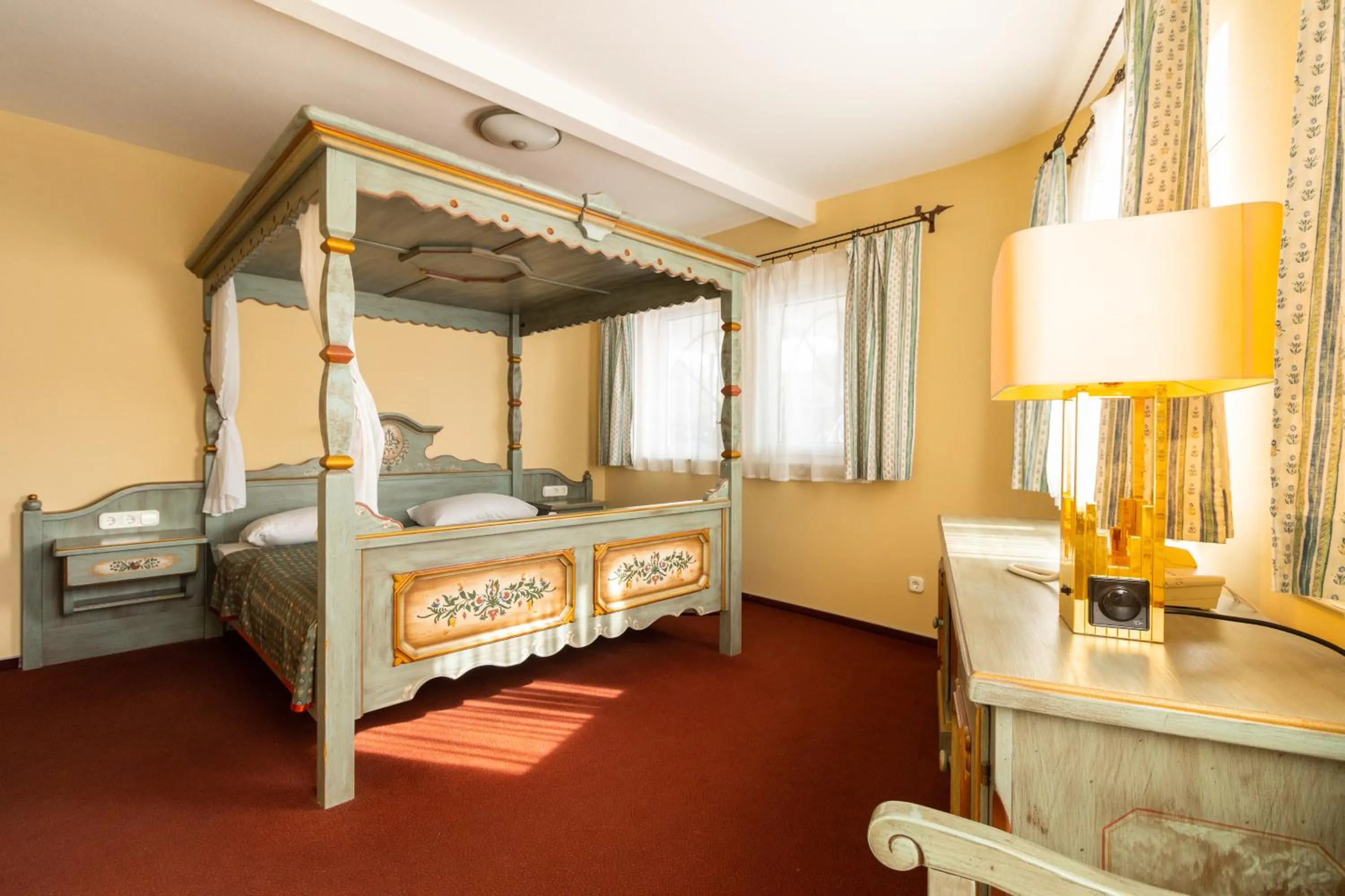 Bed in Aquamarina Hotel Visegrád