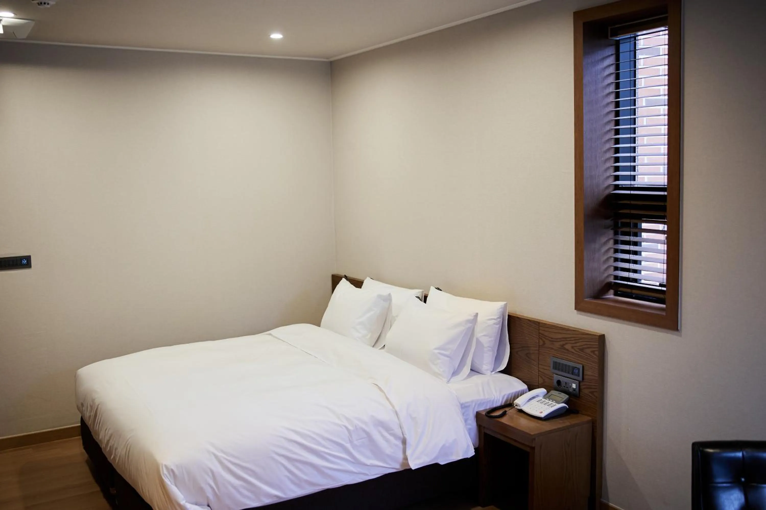 Bed in Hotel The Star