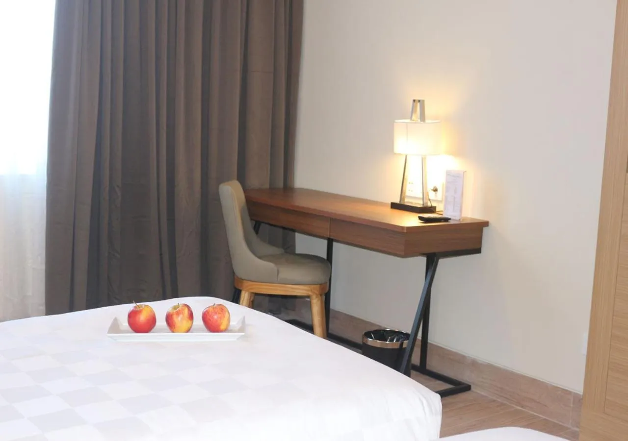 Bathroom, Bed in Swiss-Belhotel Cendrawasih, Biak