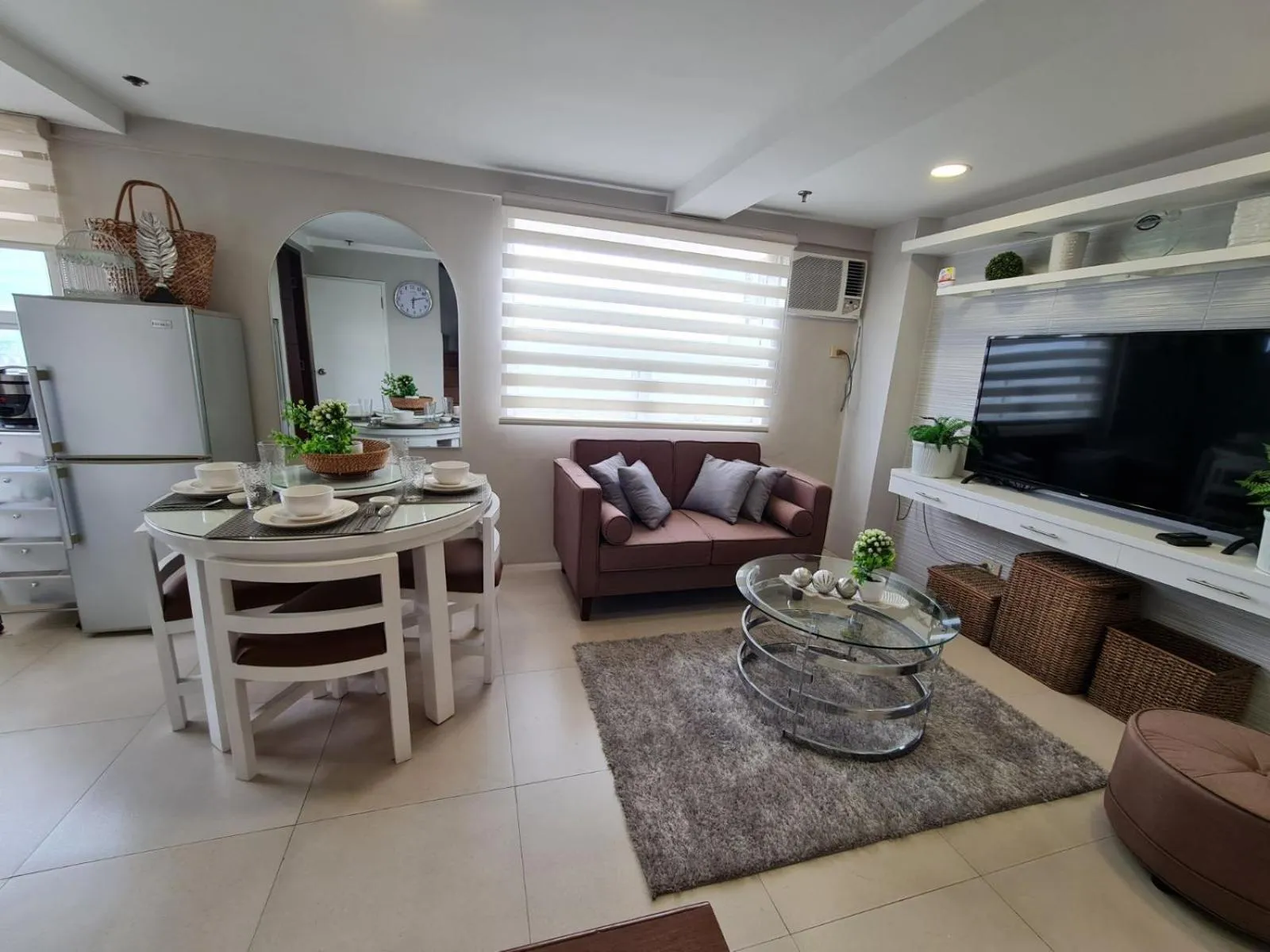 Living room in Gilmore Tower Suites By SMS Hospitality