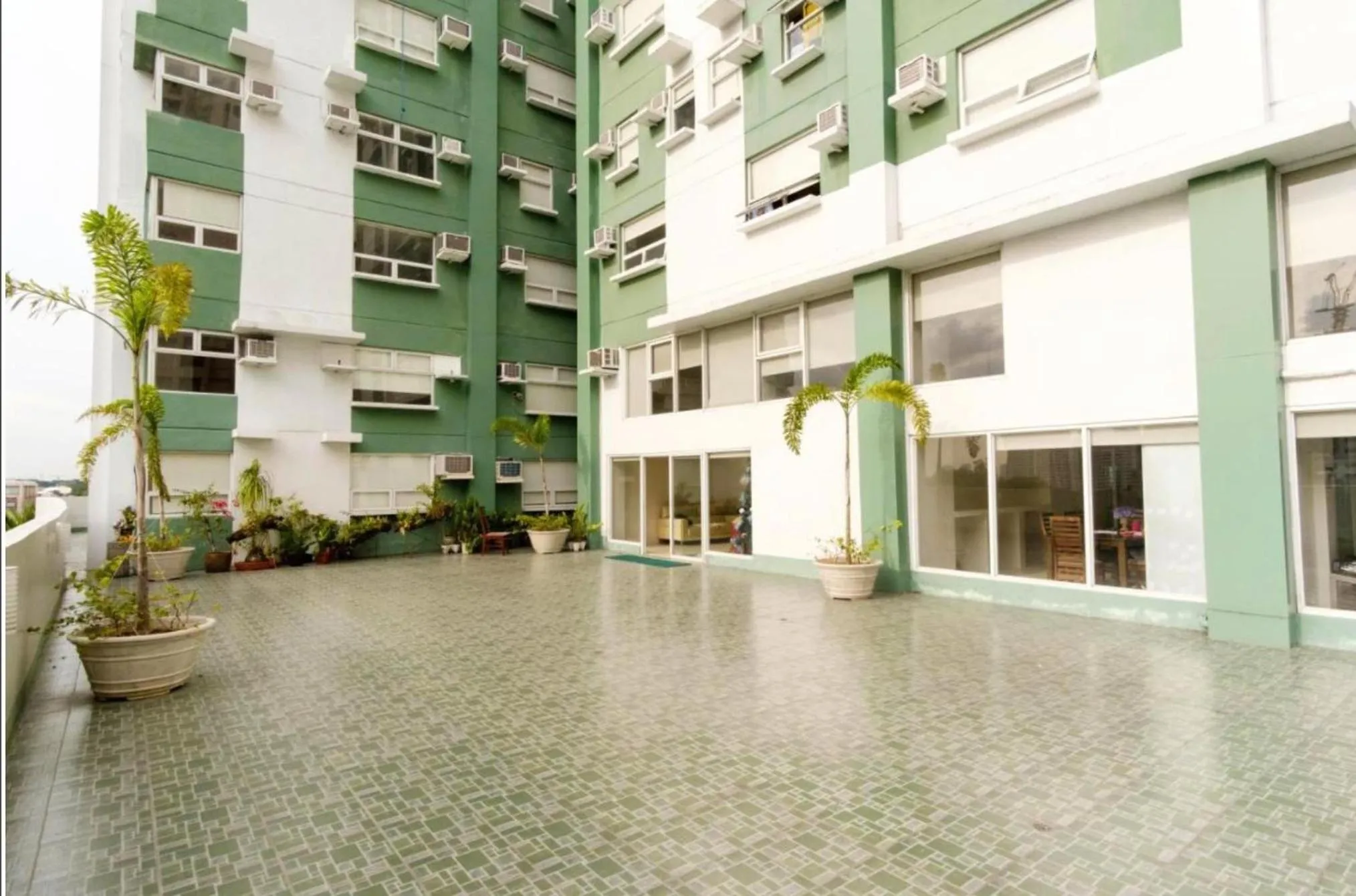 Balcony/Terrace in Gilmore Tower Suites By SMS Hospitality