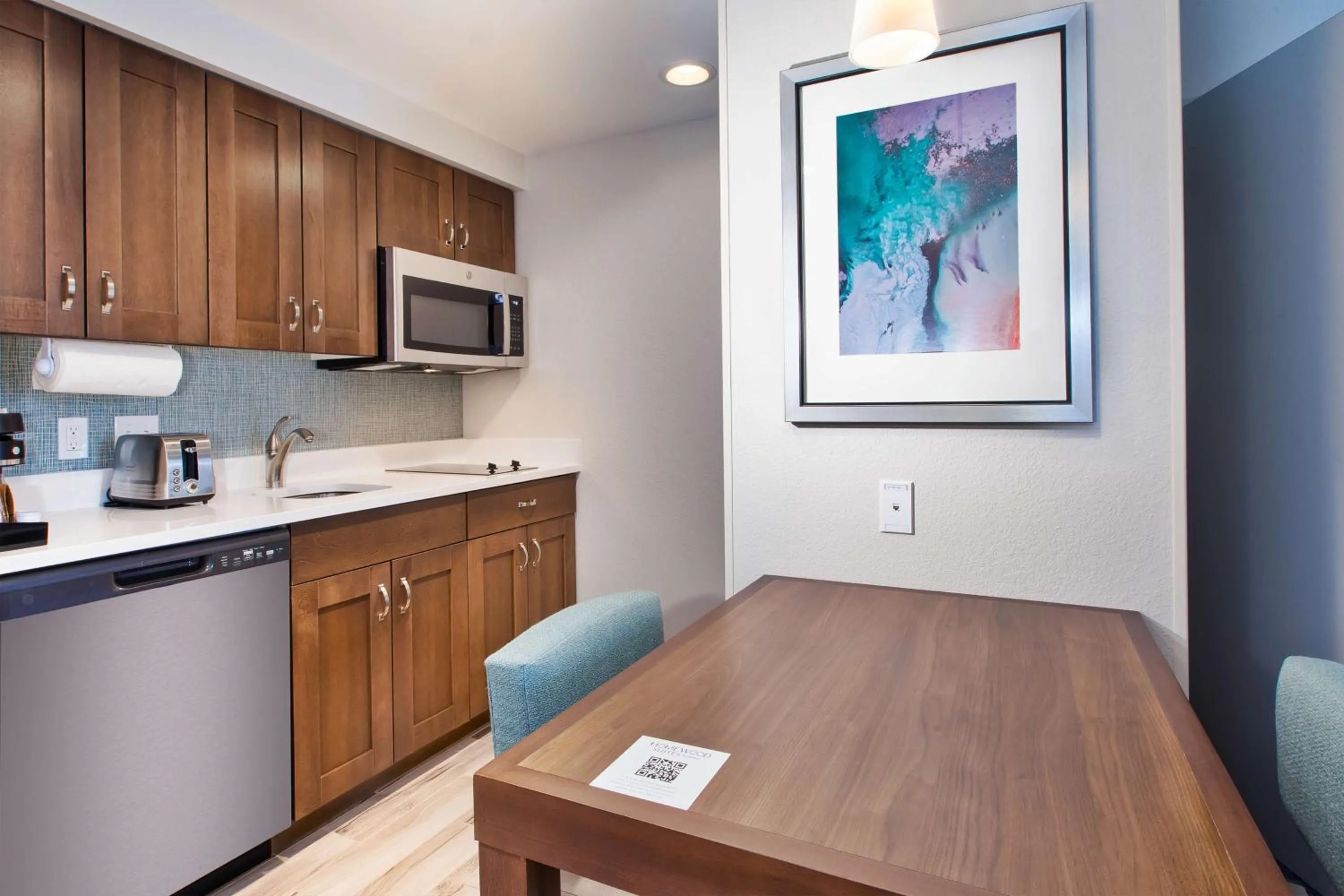 Kitchen or kitchenette in Homewood Suites By Hilton Columbus Easton, Oh