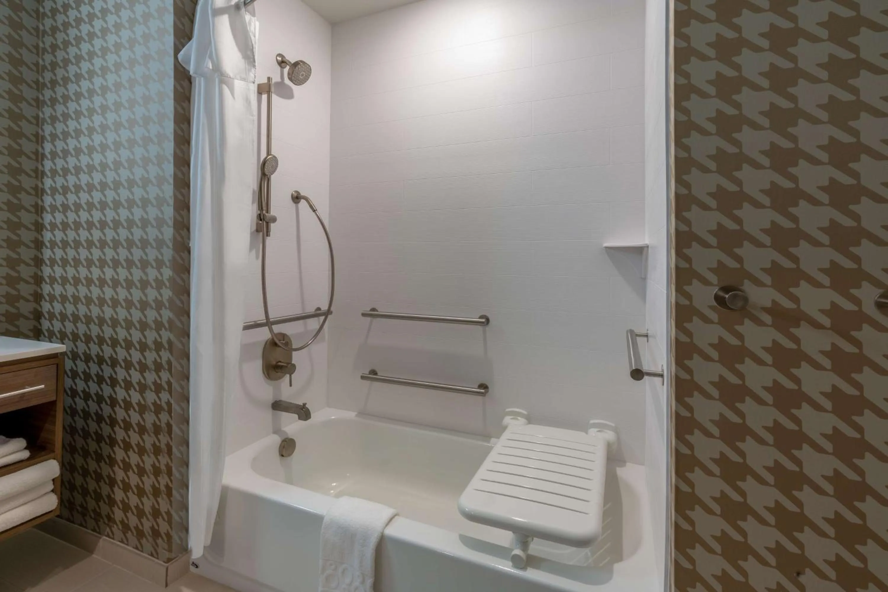 Bathroom in Home2 Suites By Hilton Pocatello, Id