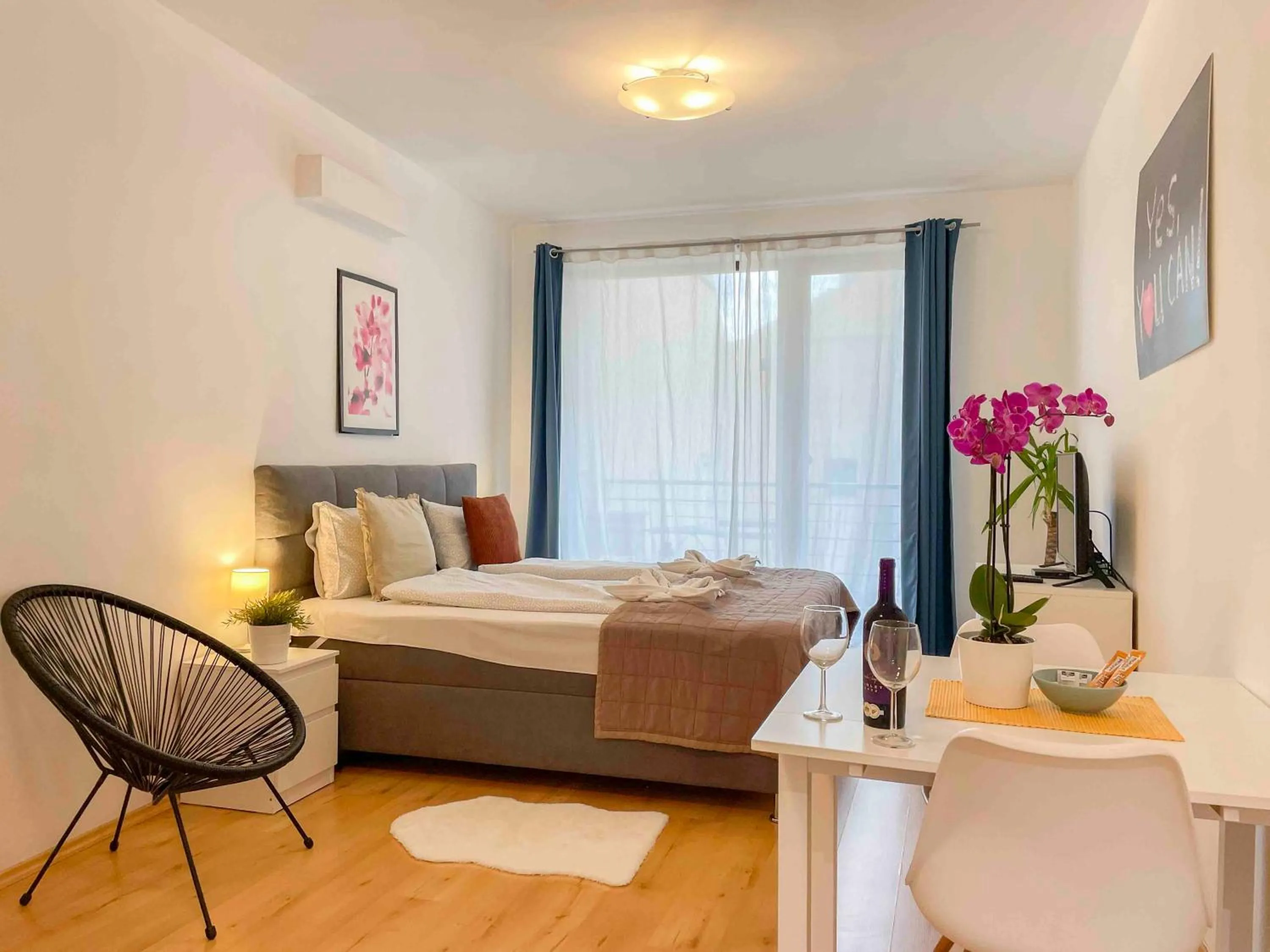 Bed in Opera Residence