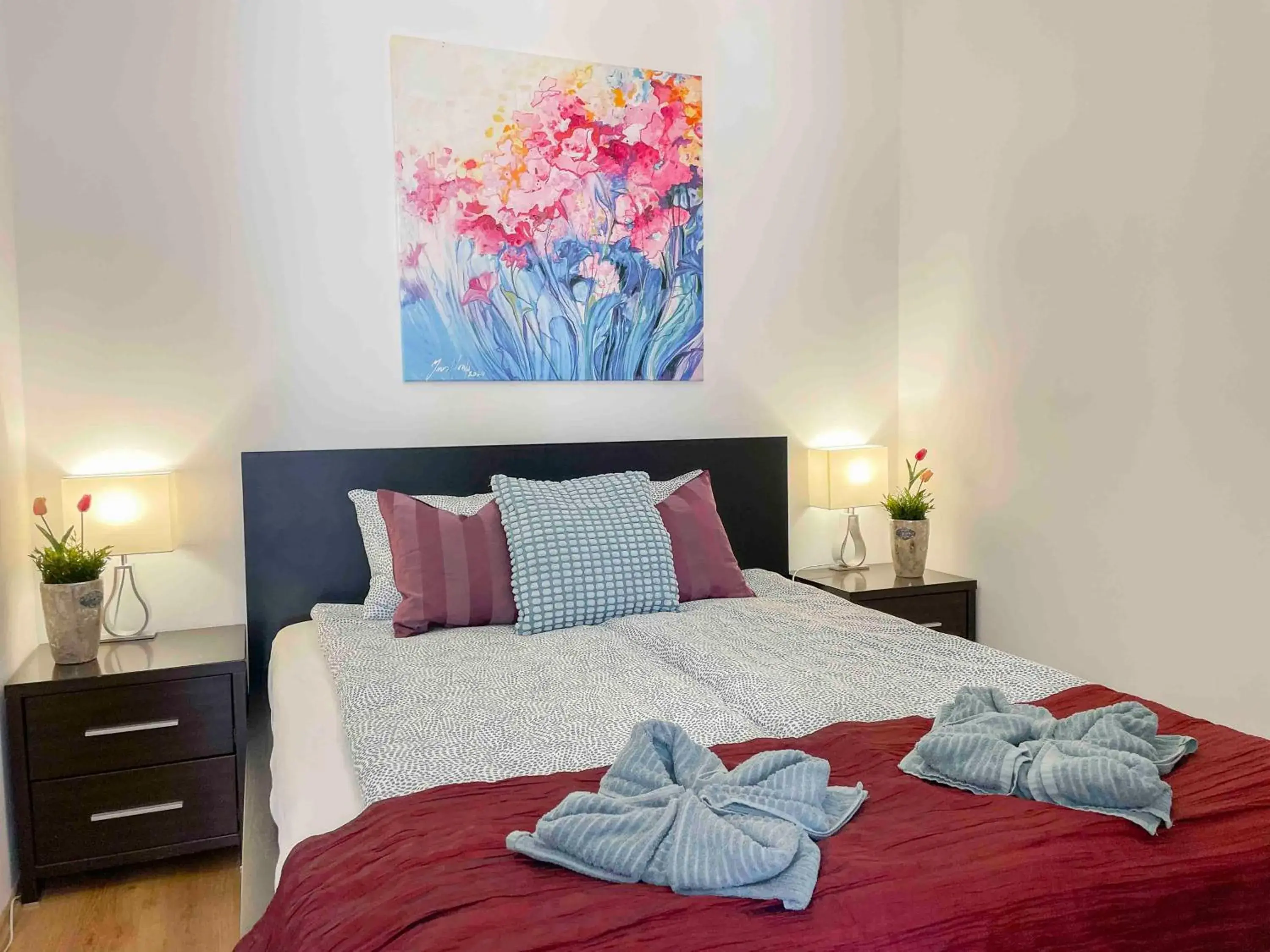 Studio with Balcony (2 Adults) in Opera Residence Studio with Balcony (2 Adults) in Opera Residence