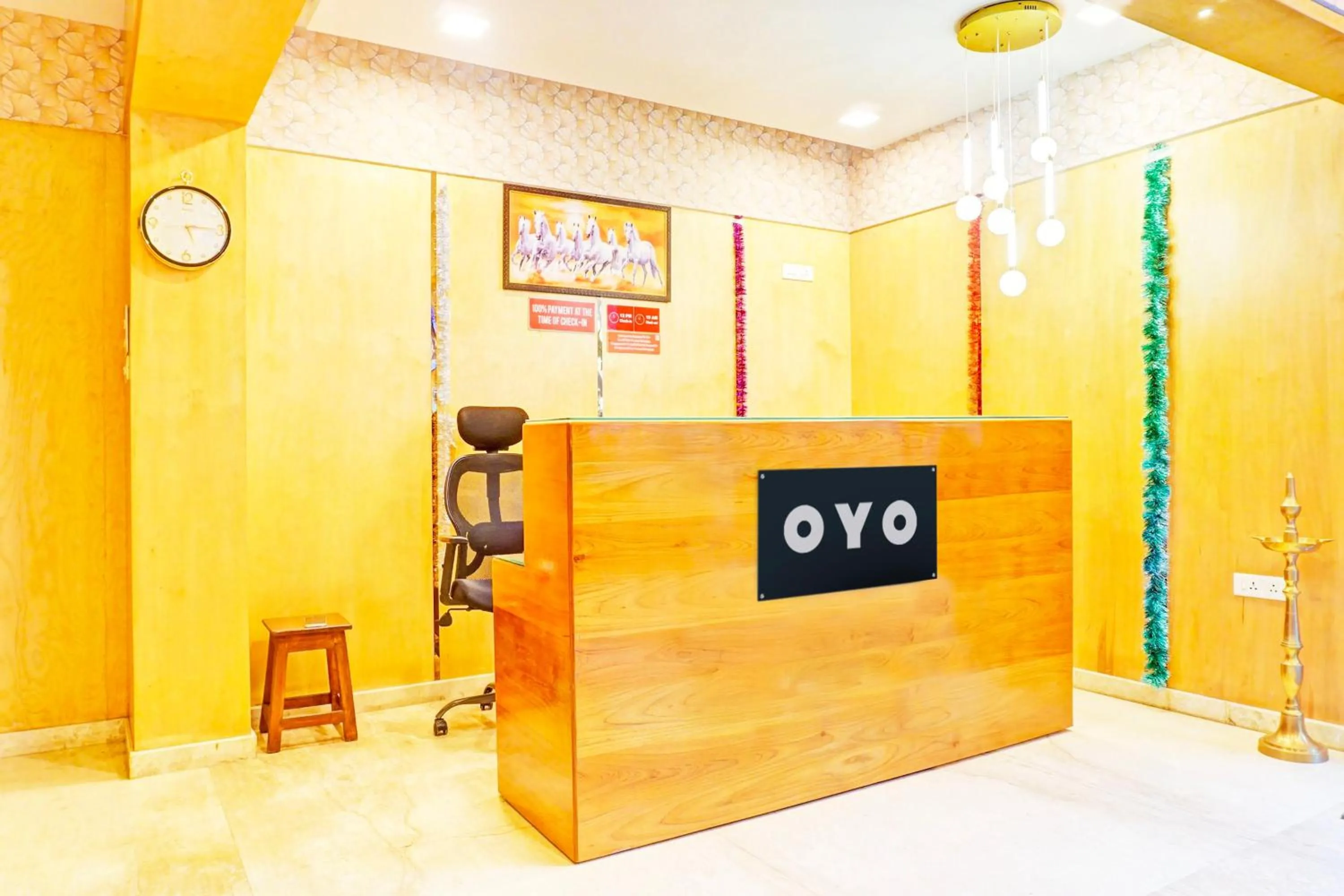 Lobby or reception in Hotel O Pearl Inn