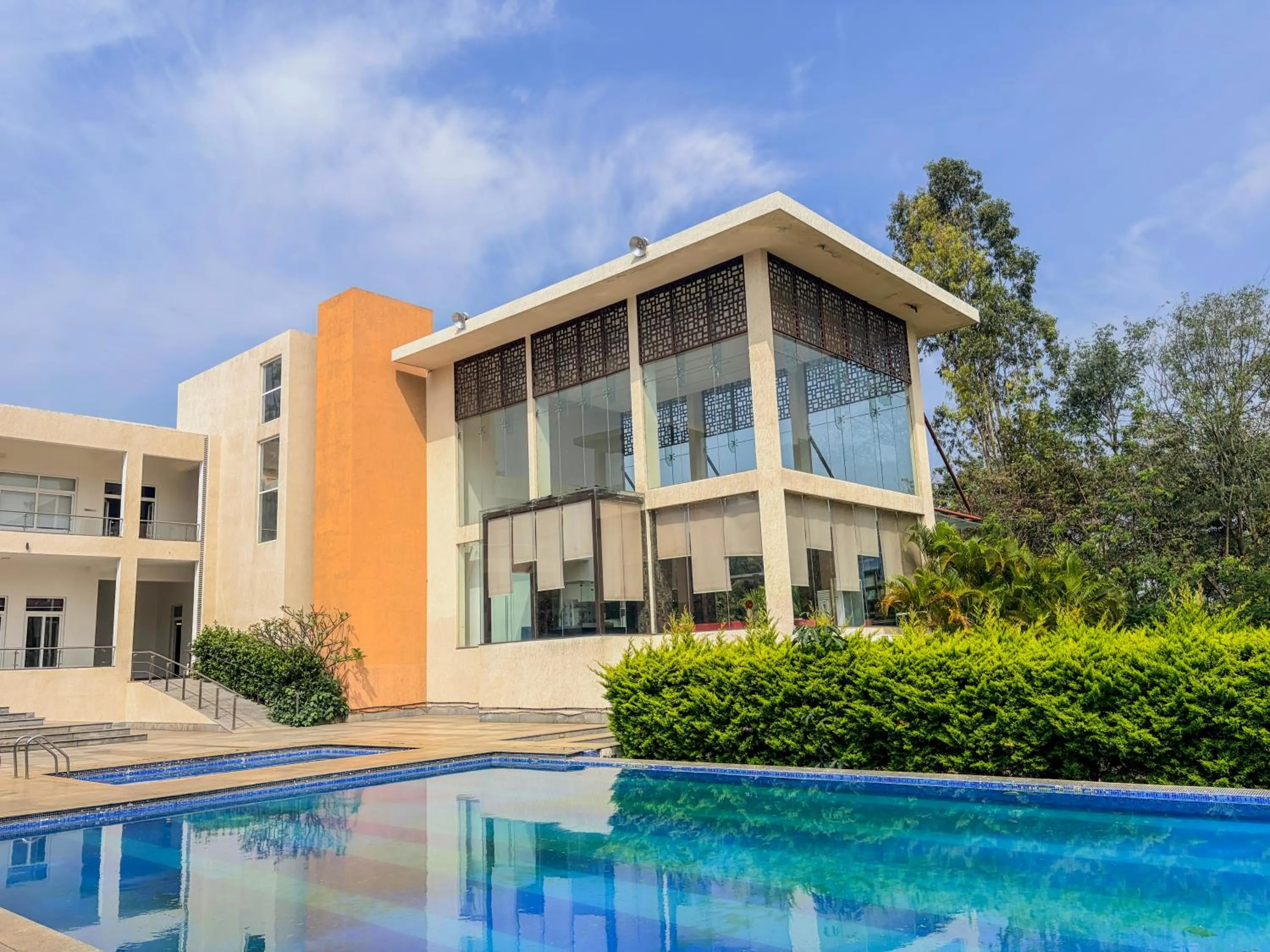 Swimming pool in Spree Resort At Century Wintersun