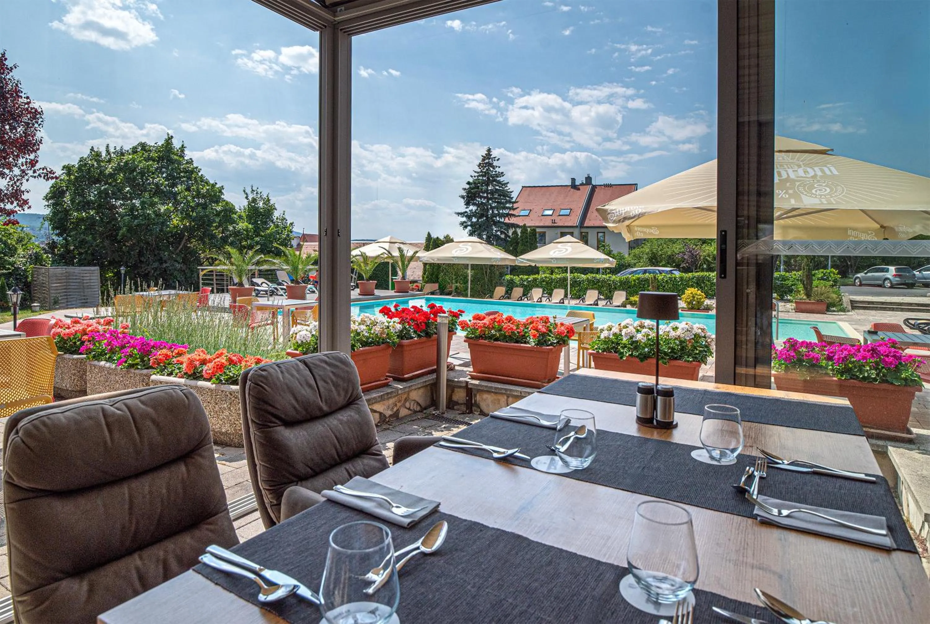 Restaurant/places to eat in Hotel Sopron