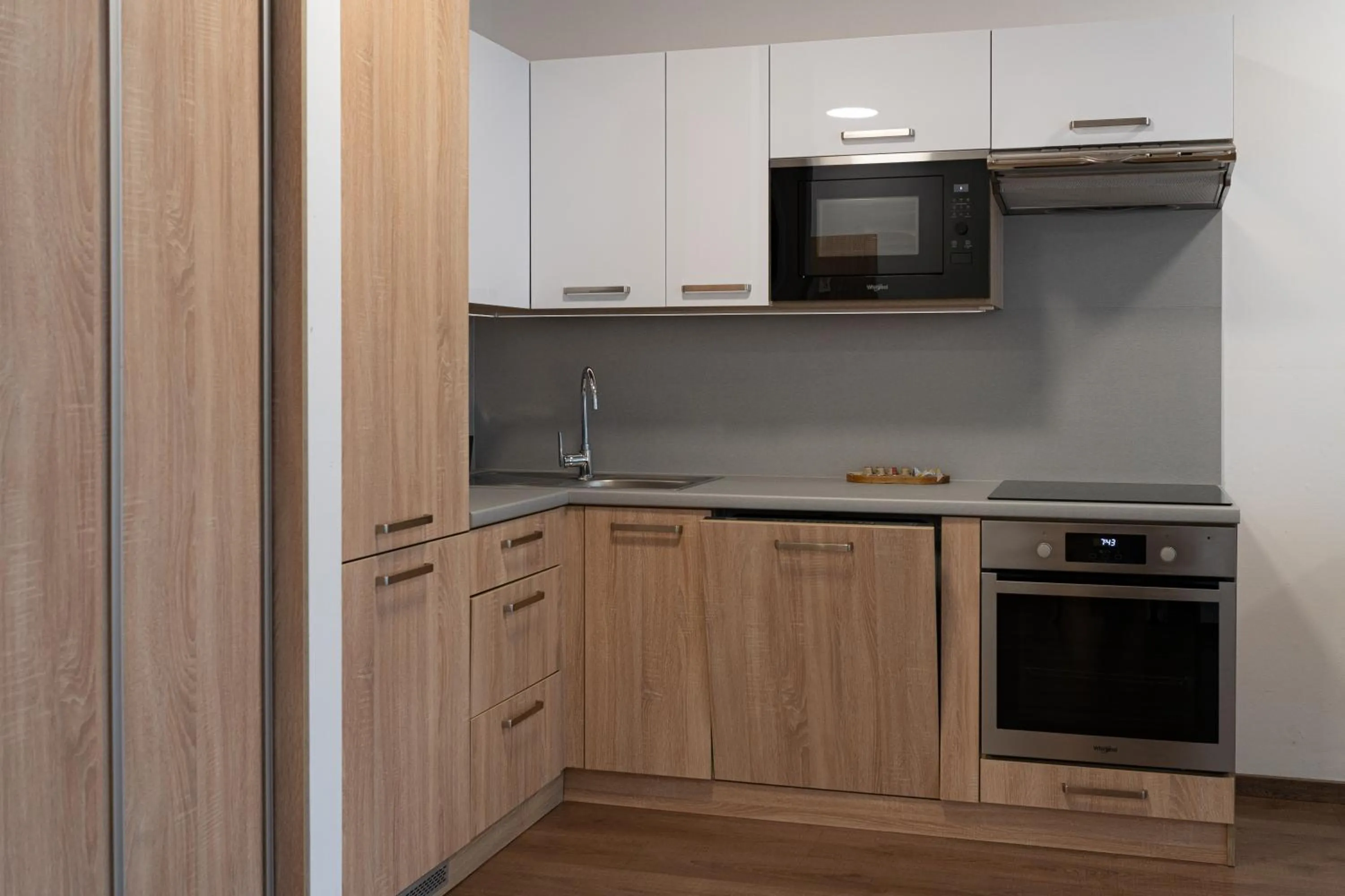 Kitchen or kitchenette in Metropolitan Star Apart Hotel