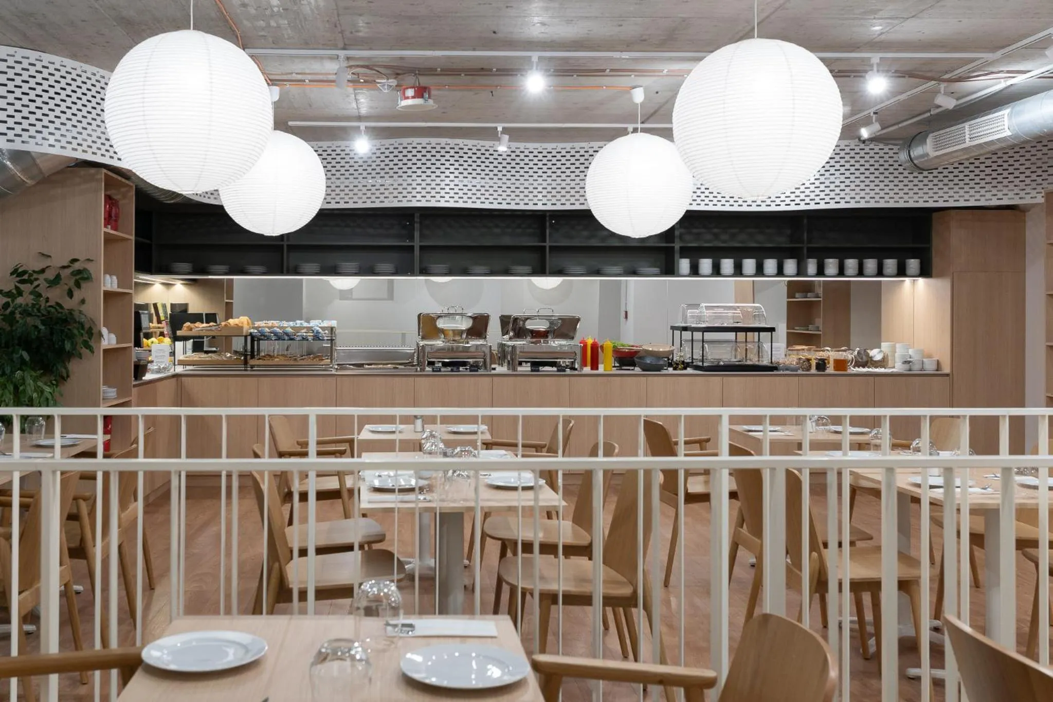 Food in Metropolitan Star Apart Hotel