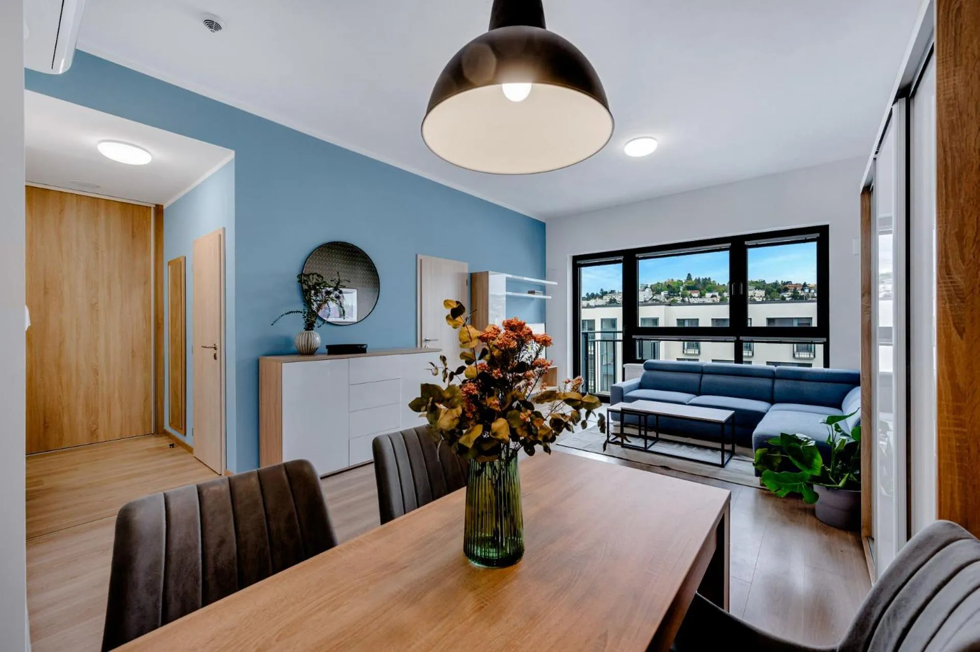 TV and multimedia in Metropolitan Star Apart Hotel