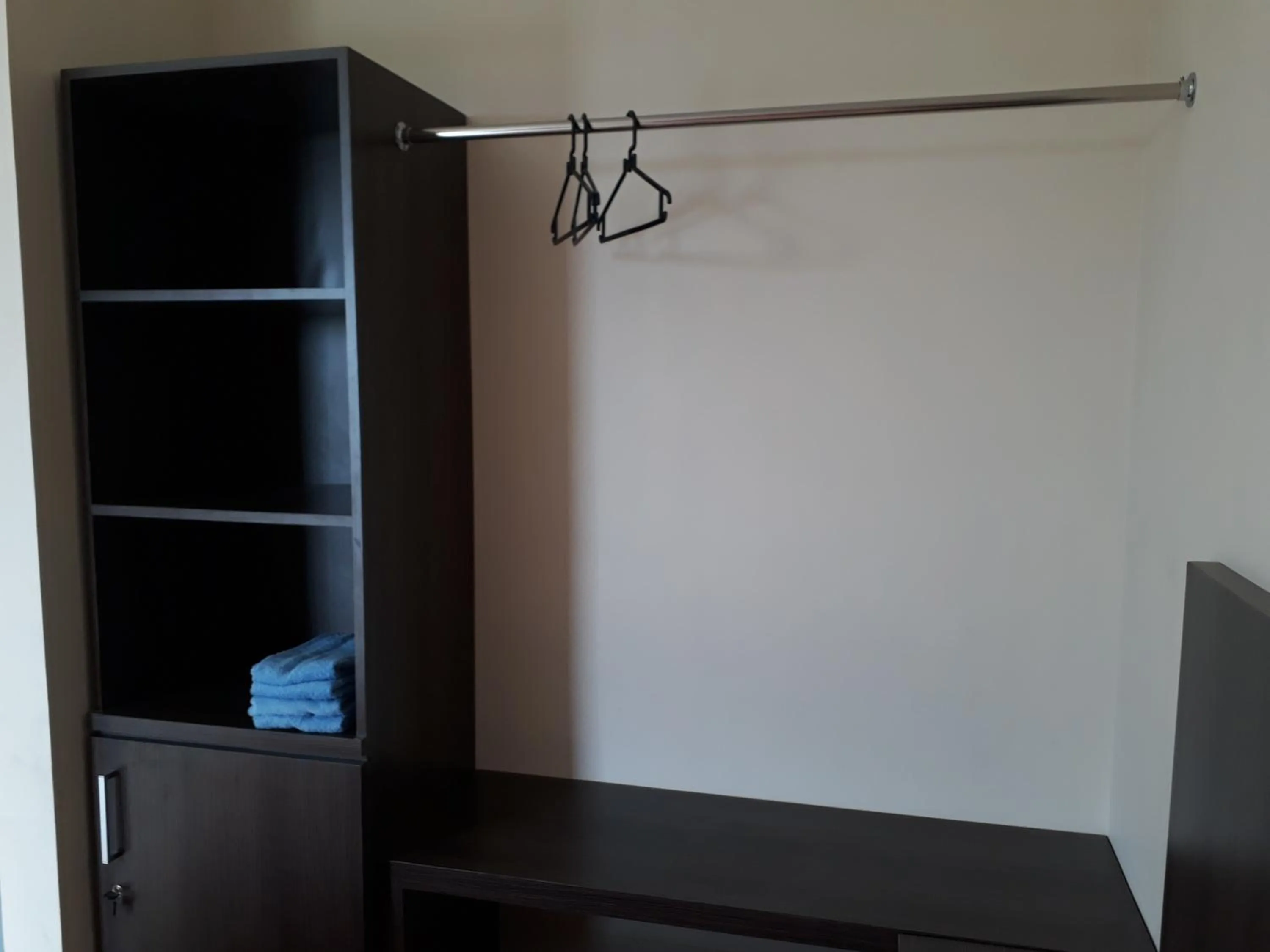 Bukit Kenari Hotel & Restaurant