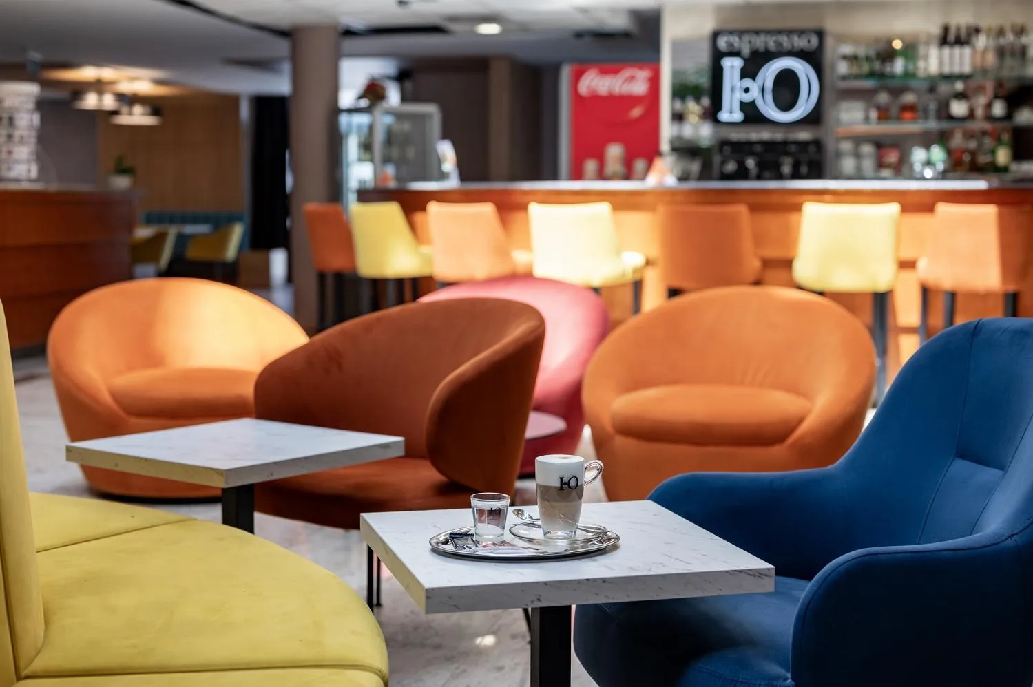 Lounge or bar in Airport Hotel Budapest