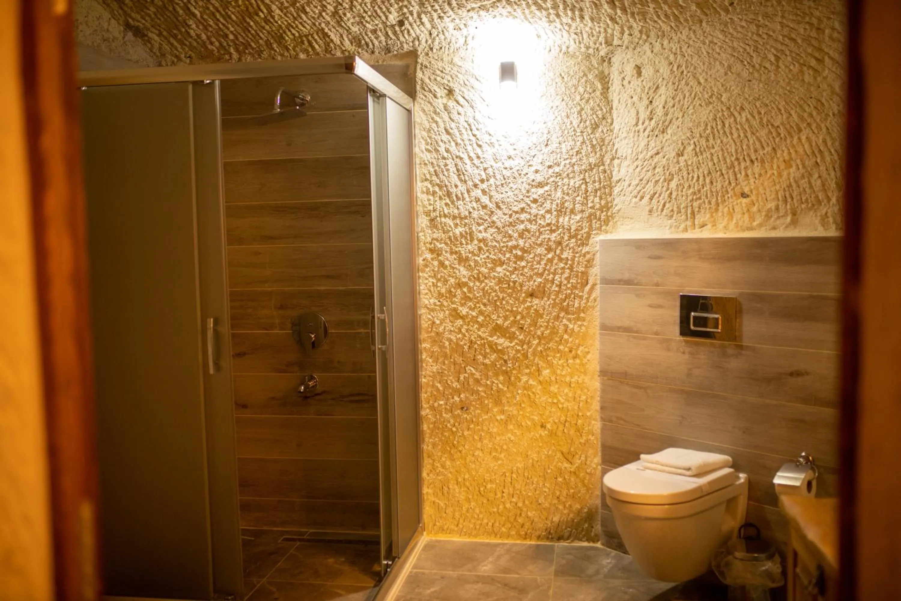 Bathroom in Pome Granate Cave Hotel