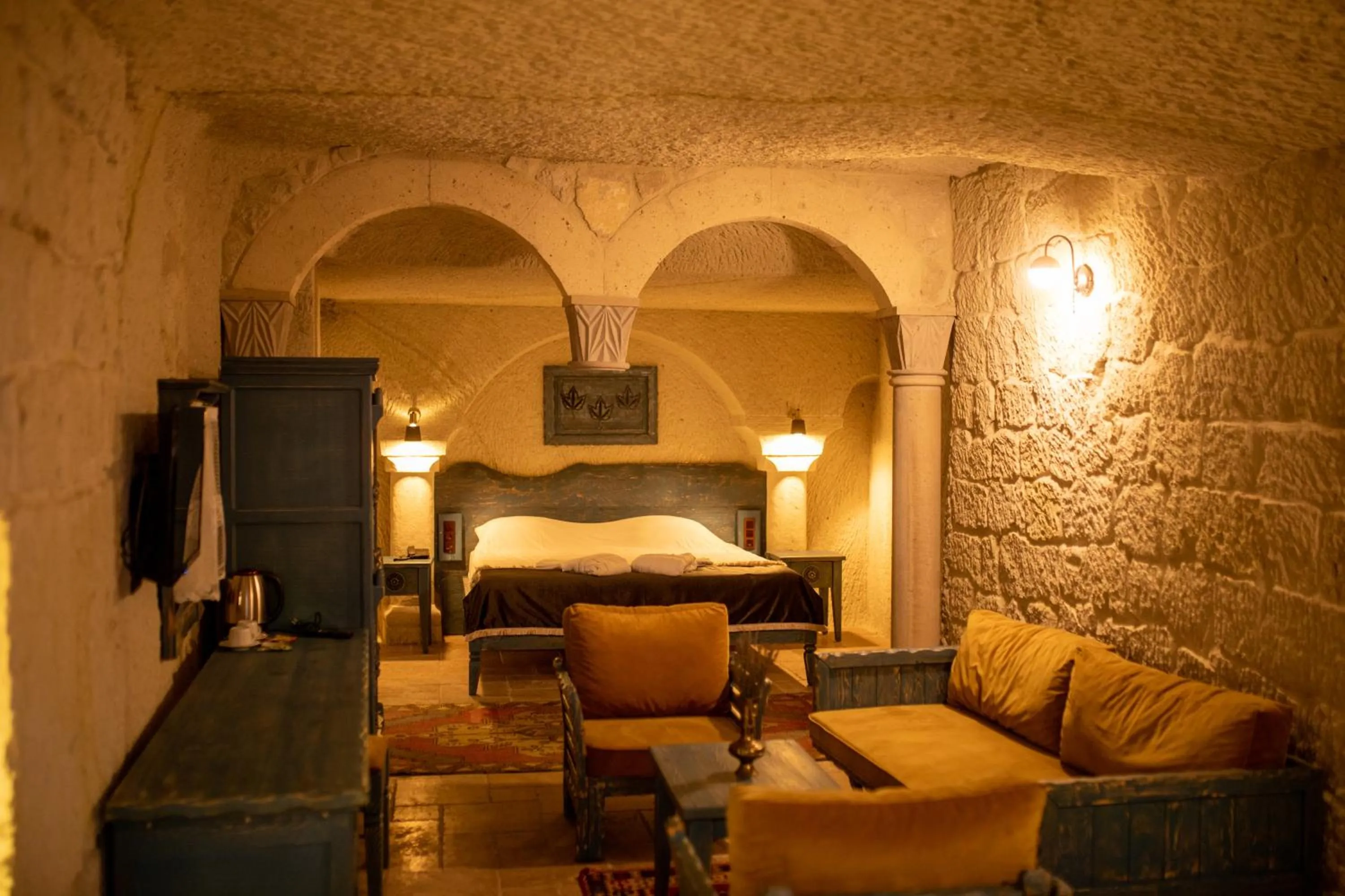 Bed in Pome Granate Cave Hotel