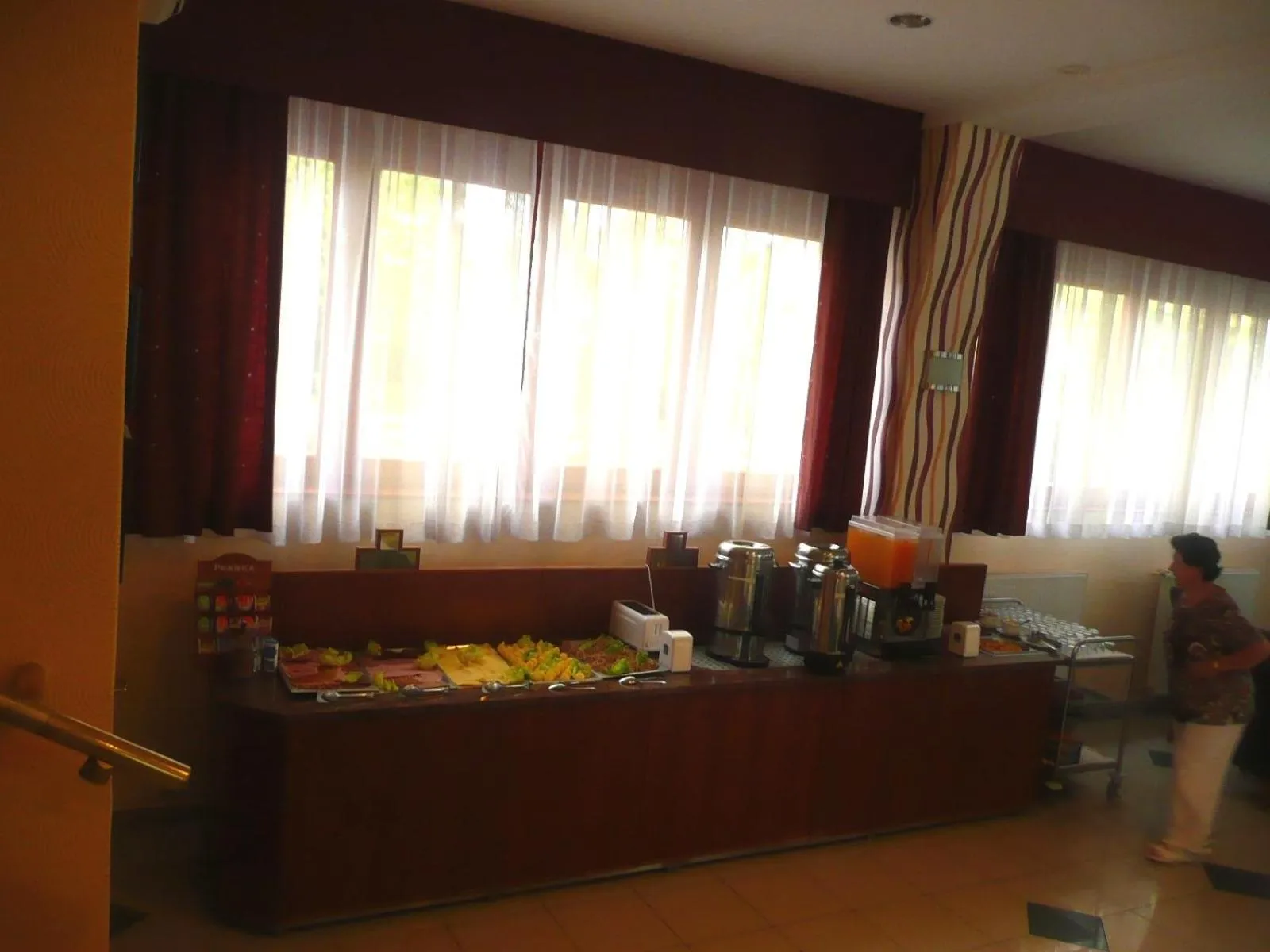 Restaurant/places to eat in Hotel Korona