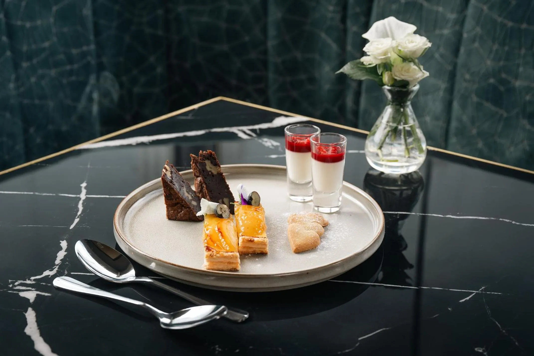 Restaurant/places to eat in Hotel67 at Gleneagle