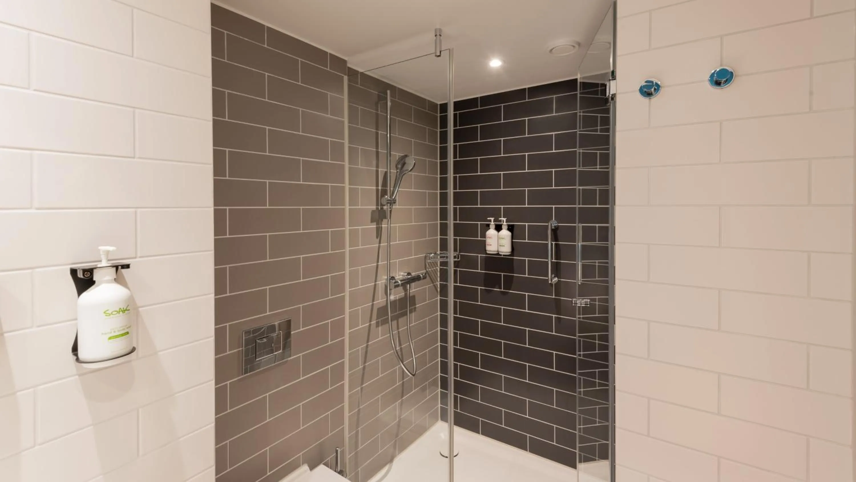 Bathroom in Holiday Inn Express & Suites - Potsdam by IHG