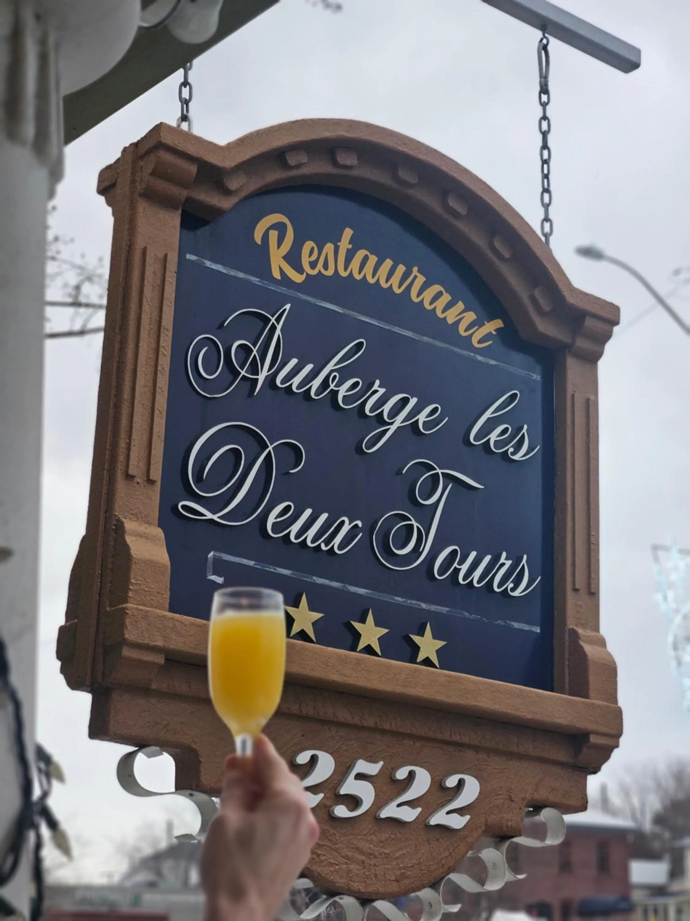 Property logo or sign in auberge les deux tours