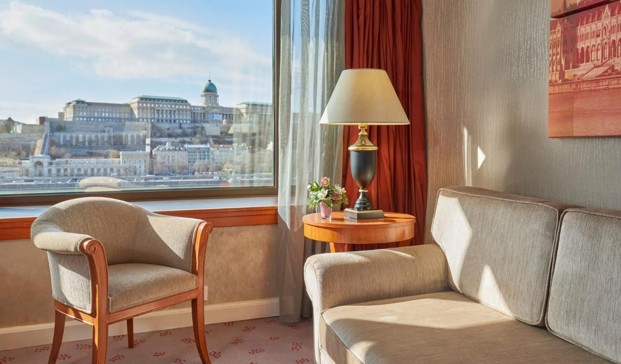 Living room in InterContinental Budapest by IHG