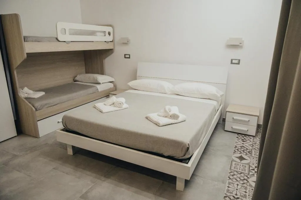 Bed in B&B OASI SUL MARE San Salvo Marina