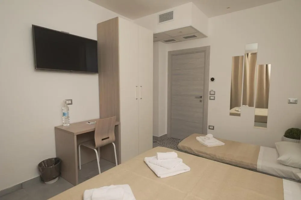 Bed in B&B OASI SUL MARE San Salvo Marina