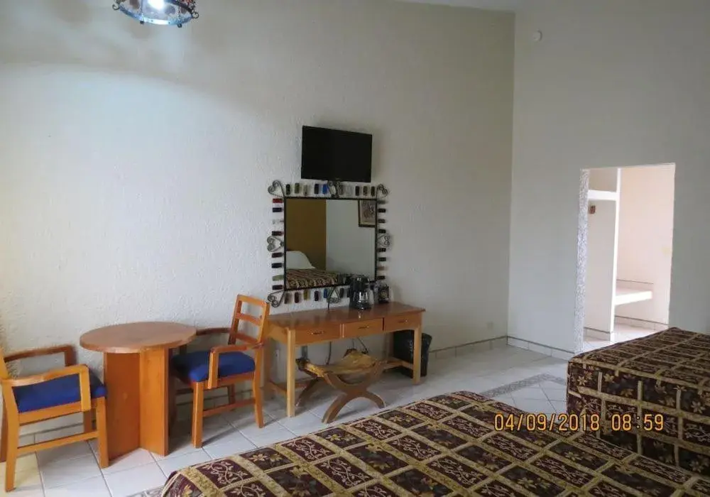 Deluxe Suite in HOTEL MISION SANTA MARIA Deluxe Suite in HOTEL MISION SANTA MARIA