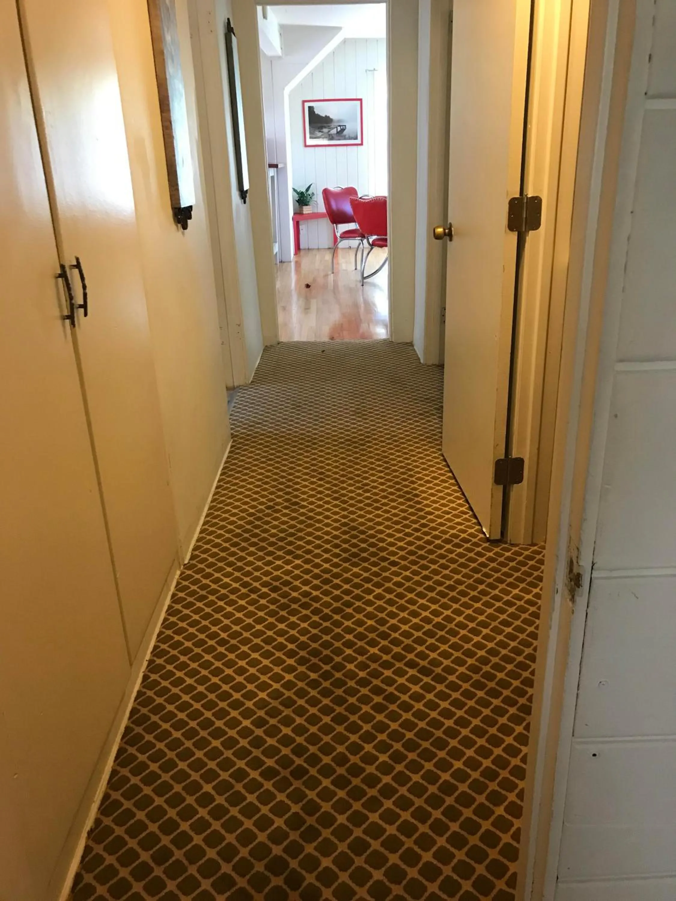 Facade/entrance in Secluded, Charming and Unique! Spacious Apartment EXCELLENT Central Location