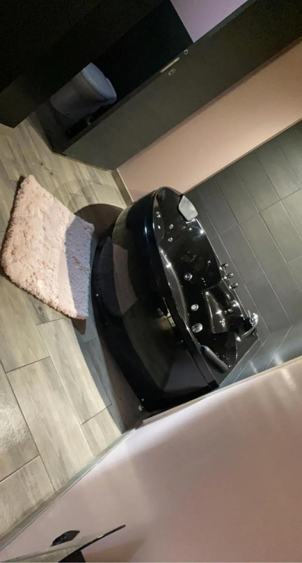 Bath in Mine d'Amour