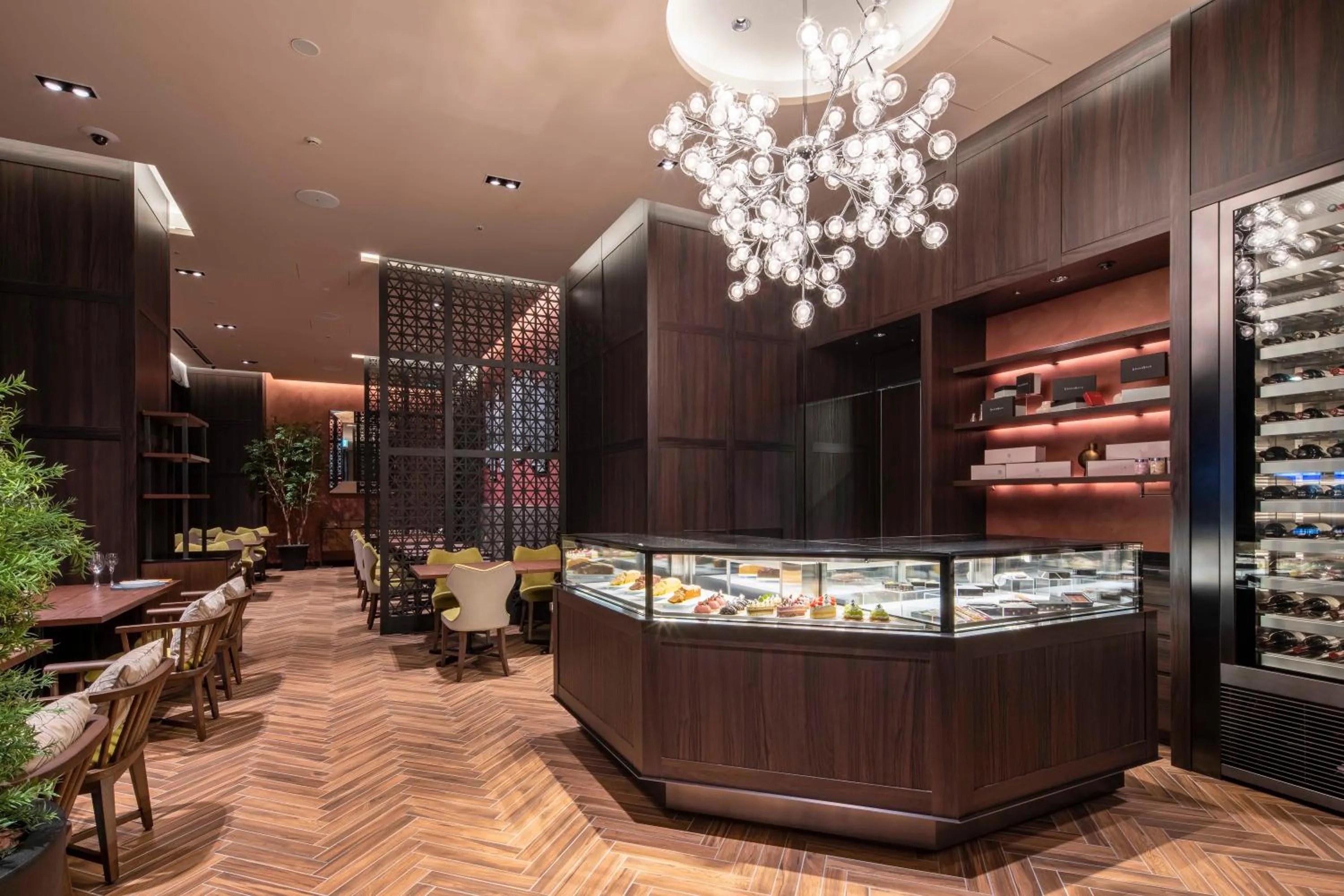 Restaurant/places to eat in Hotel GrandBach Tokyo Ginza