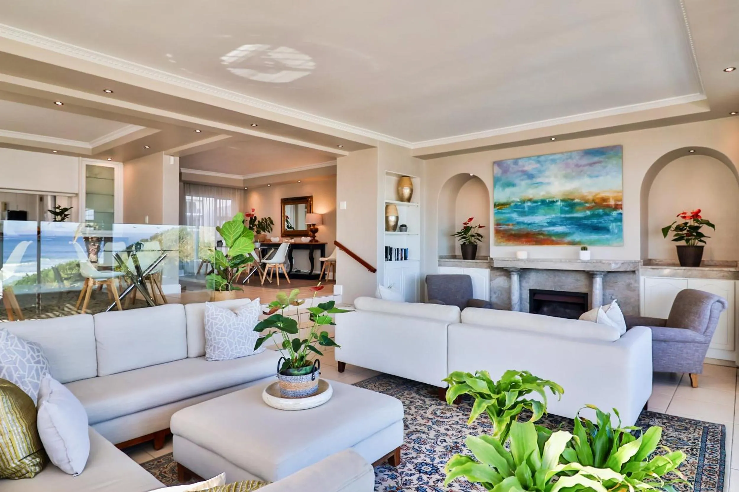 Hermanus Beachfront Lodge - Solar Power