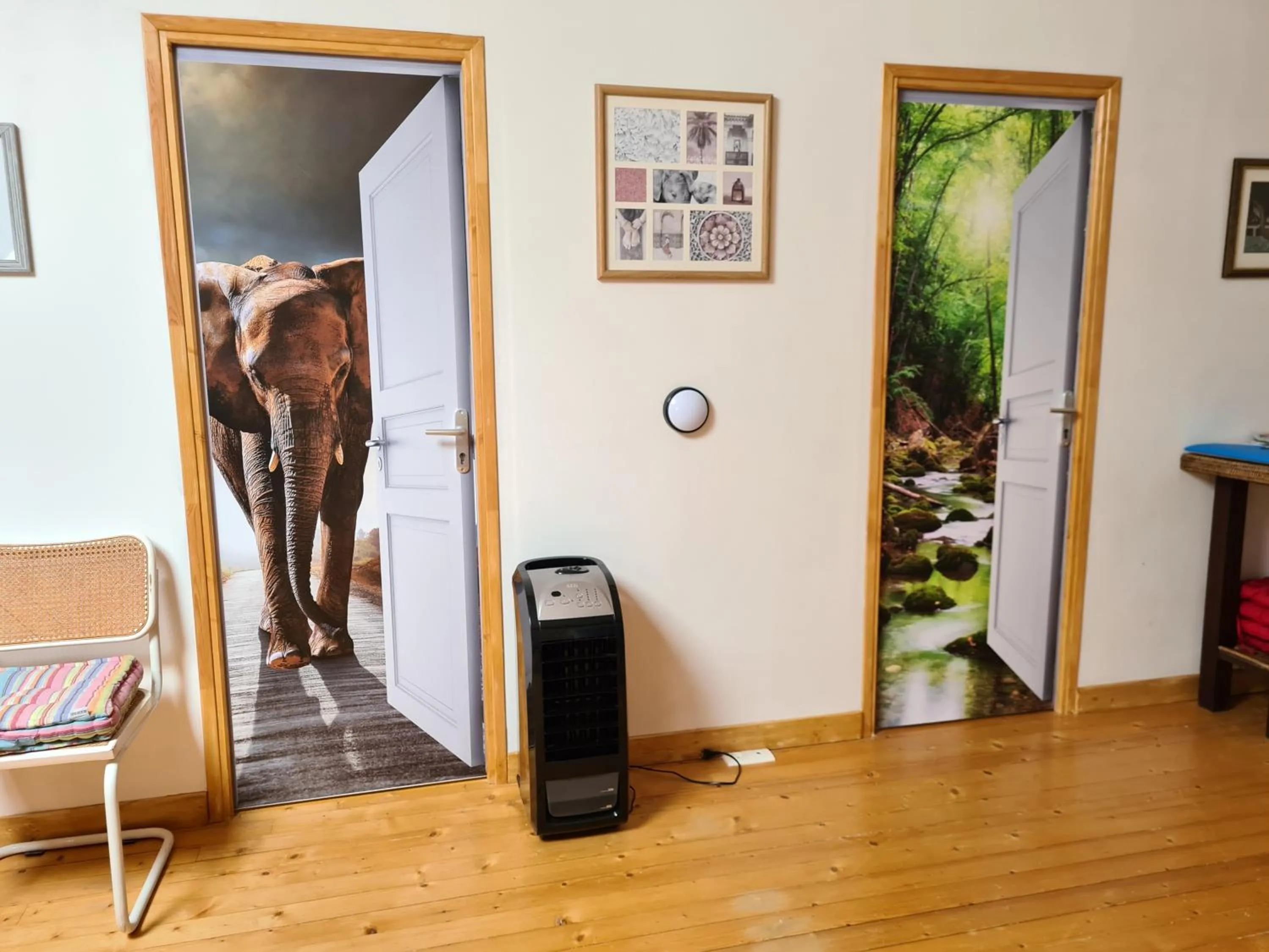 Bedroom in L'Eléphant Heureux