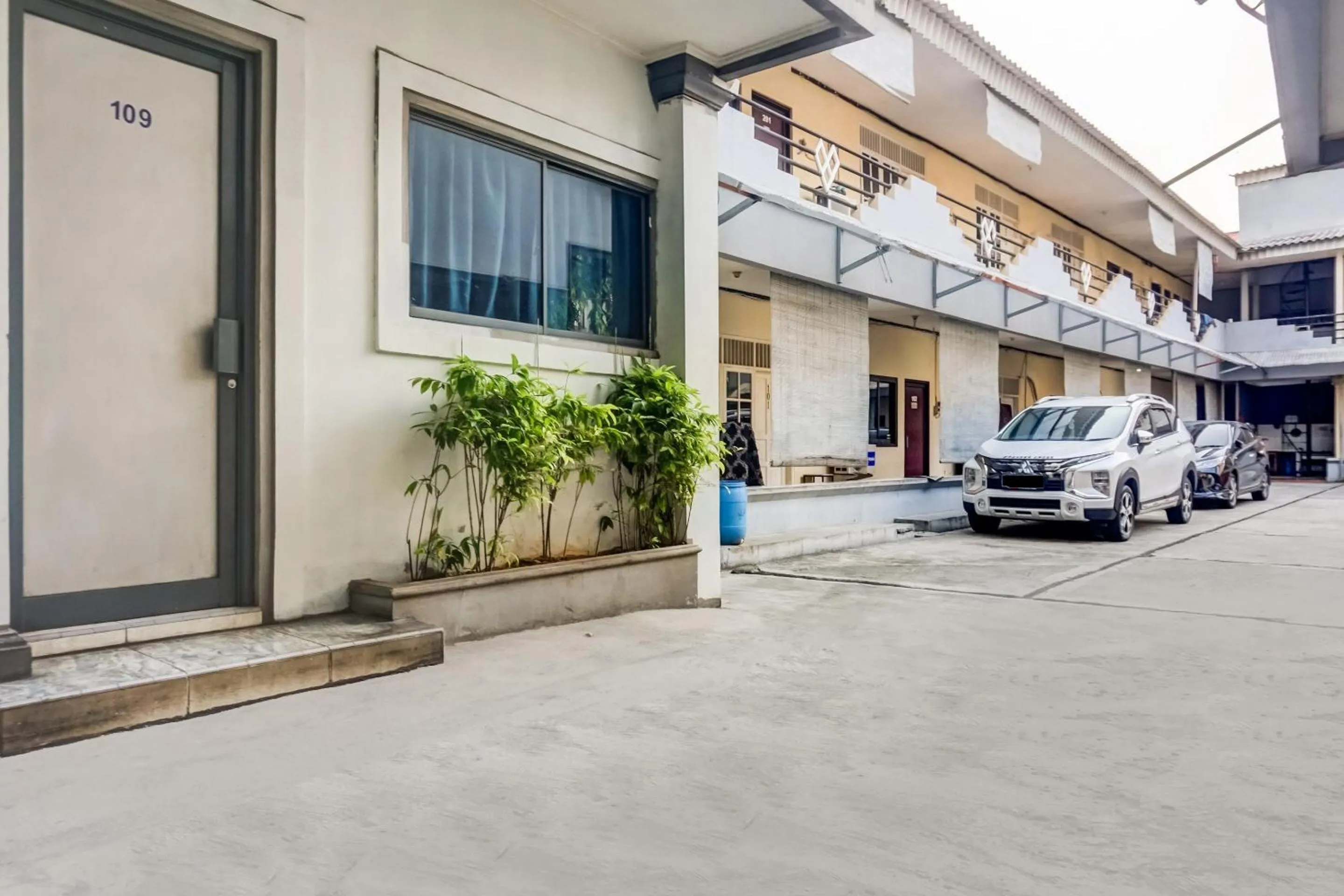 Facade/entrance in Hotel O 59 Residence