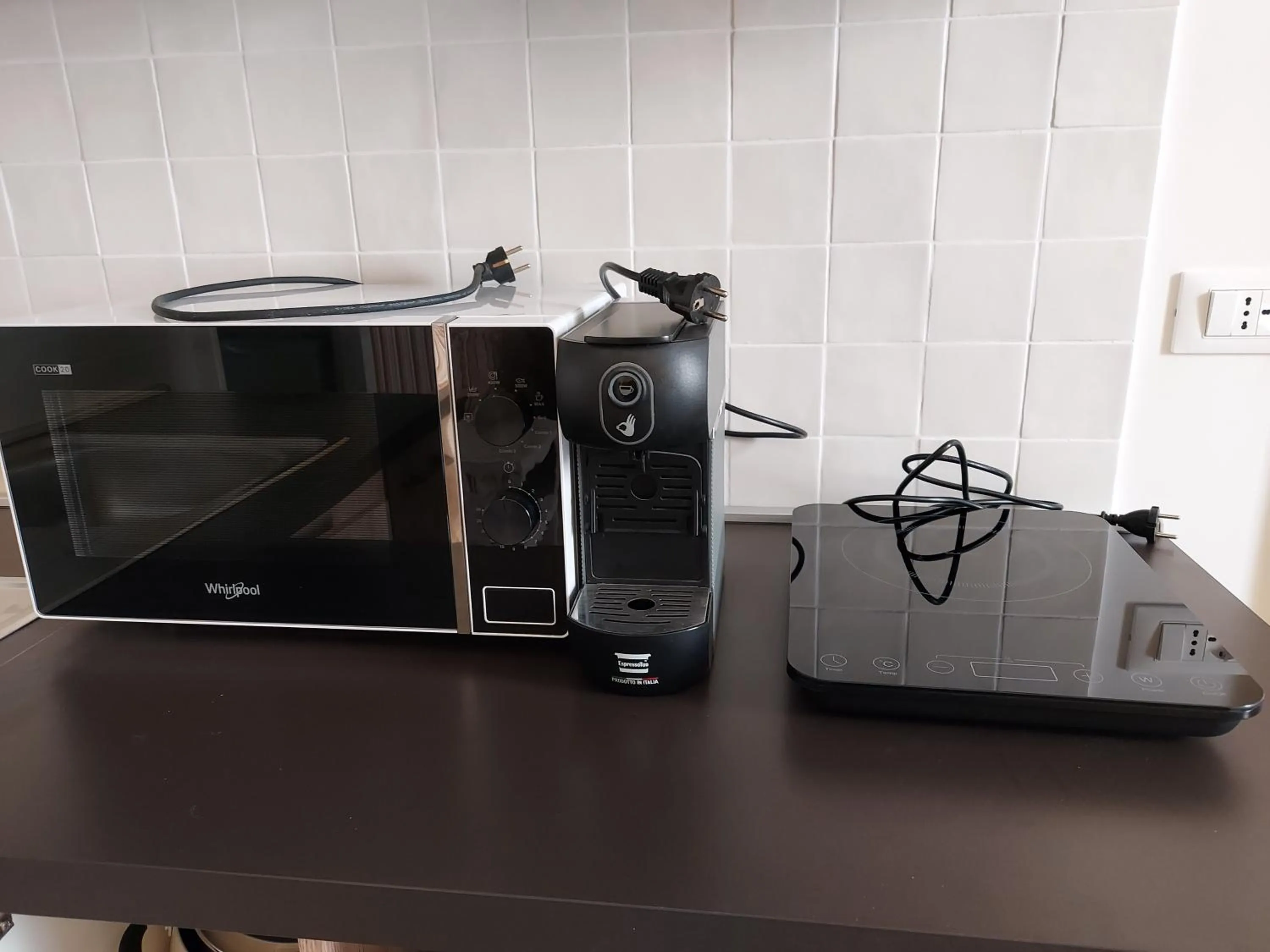 Coffee/tea facilities in Guesthouse Calvart25